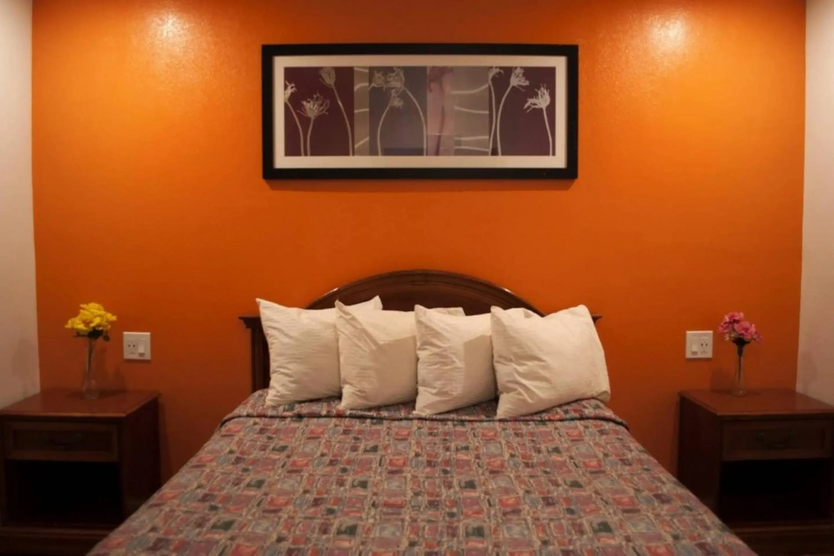 Bedroom, Bed in Premier Inn & Suites -Listing Partner Bedroom, Bed in Premier Inn & Suites -Listing Partner