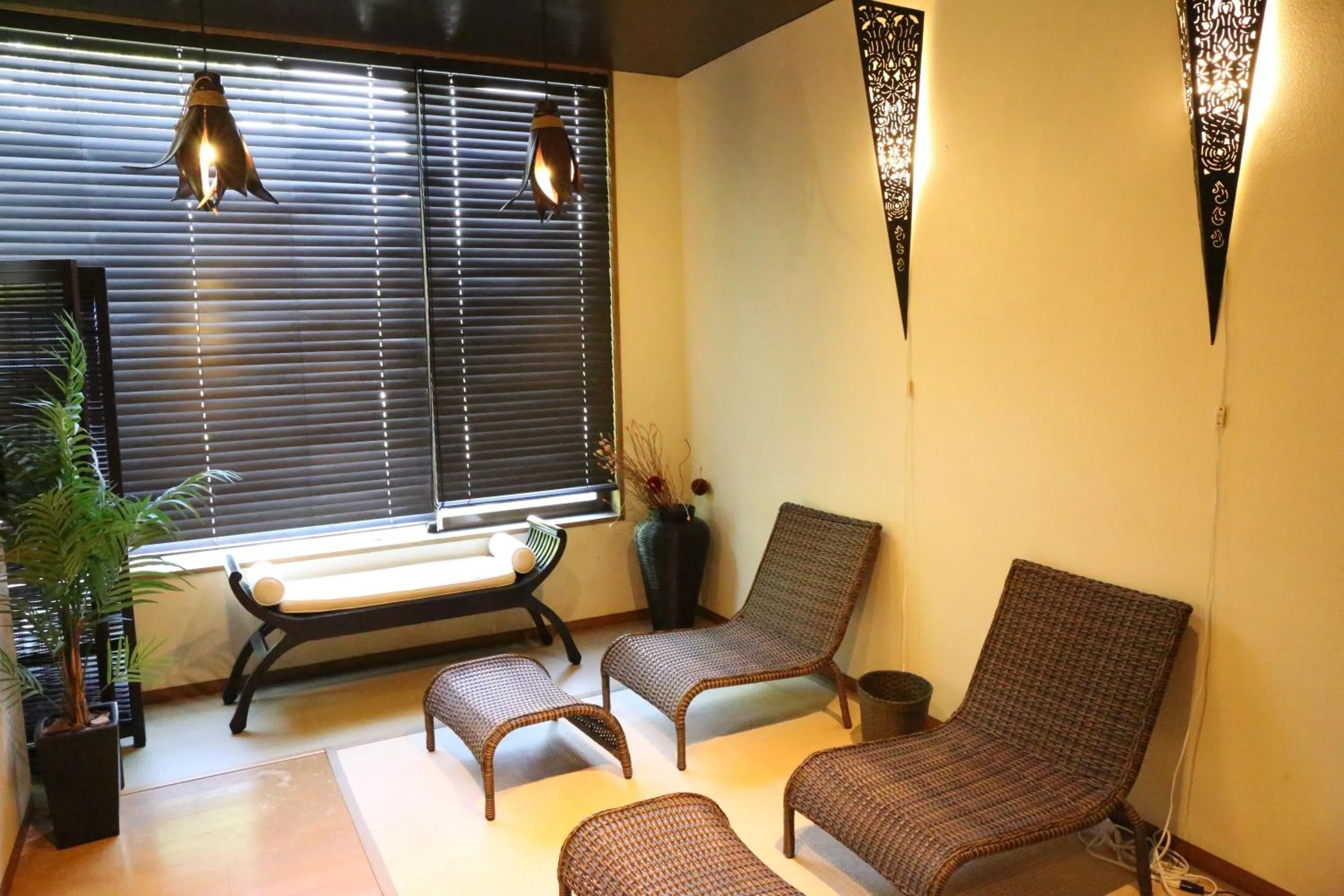 Area and facilities in Uematsuya