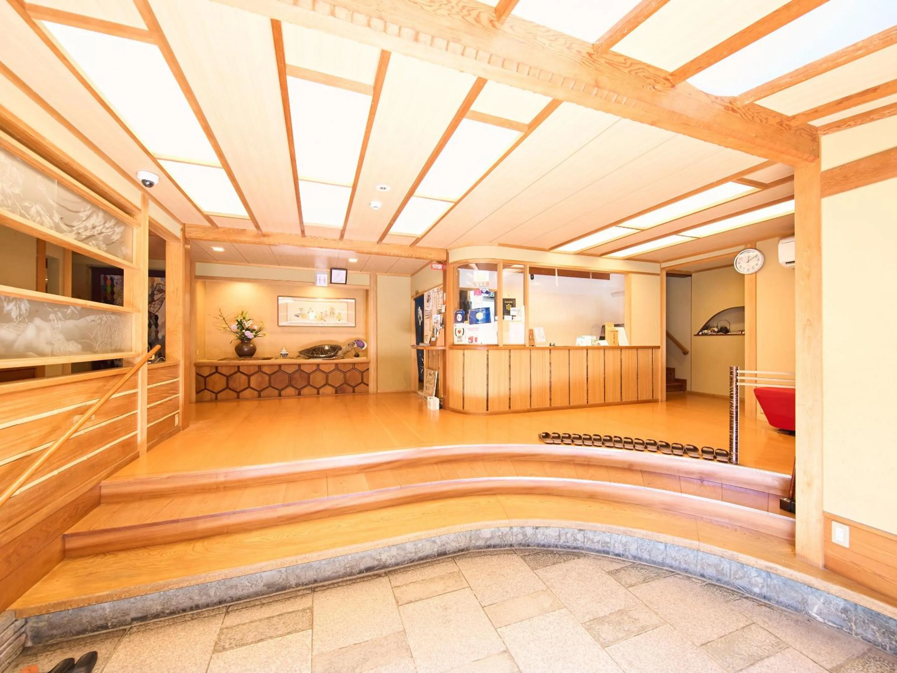 Lobby or reception in Sinonomesou Kinosaki Onsen