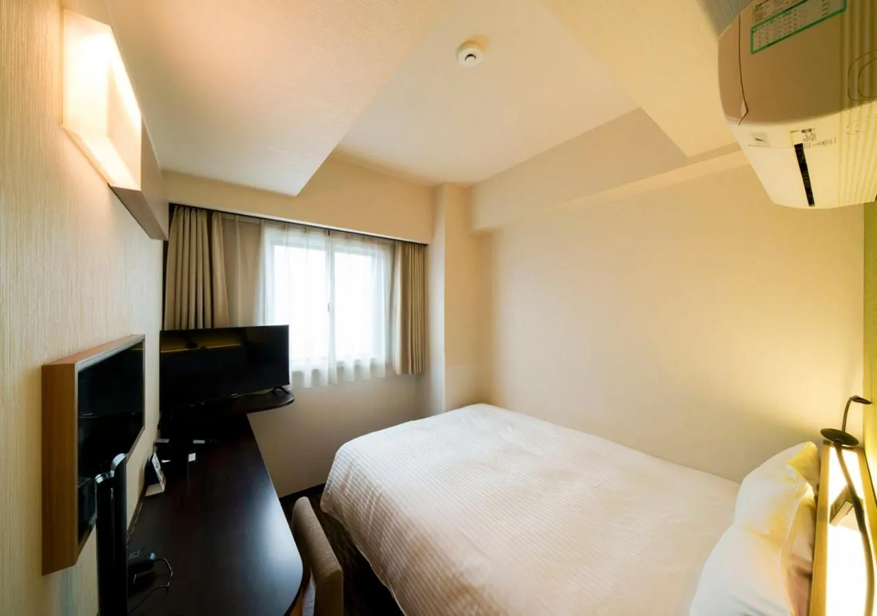 Bedroom, Bed in Smile Hotel Tokyo Asagaya