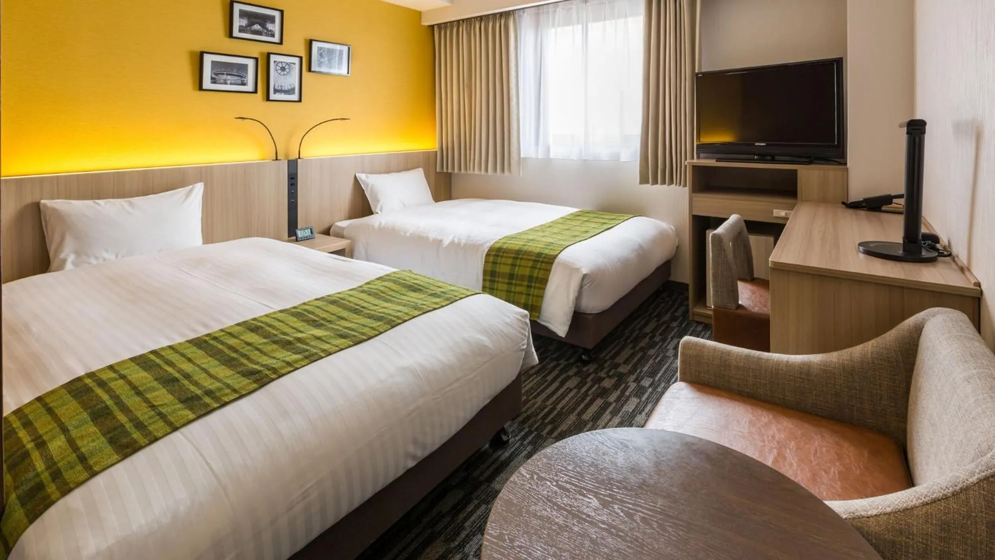 Photo of the whole room, Bed in Smile Hotel Tokyo Asagaya