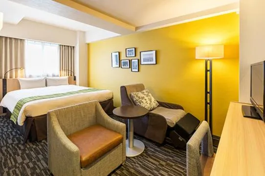 Photo of the whole room, Bed in Smile Hotel Tokyo Asagaya