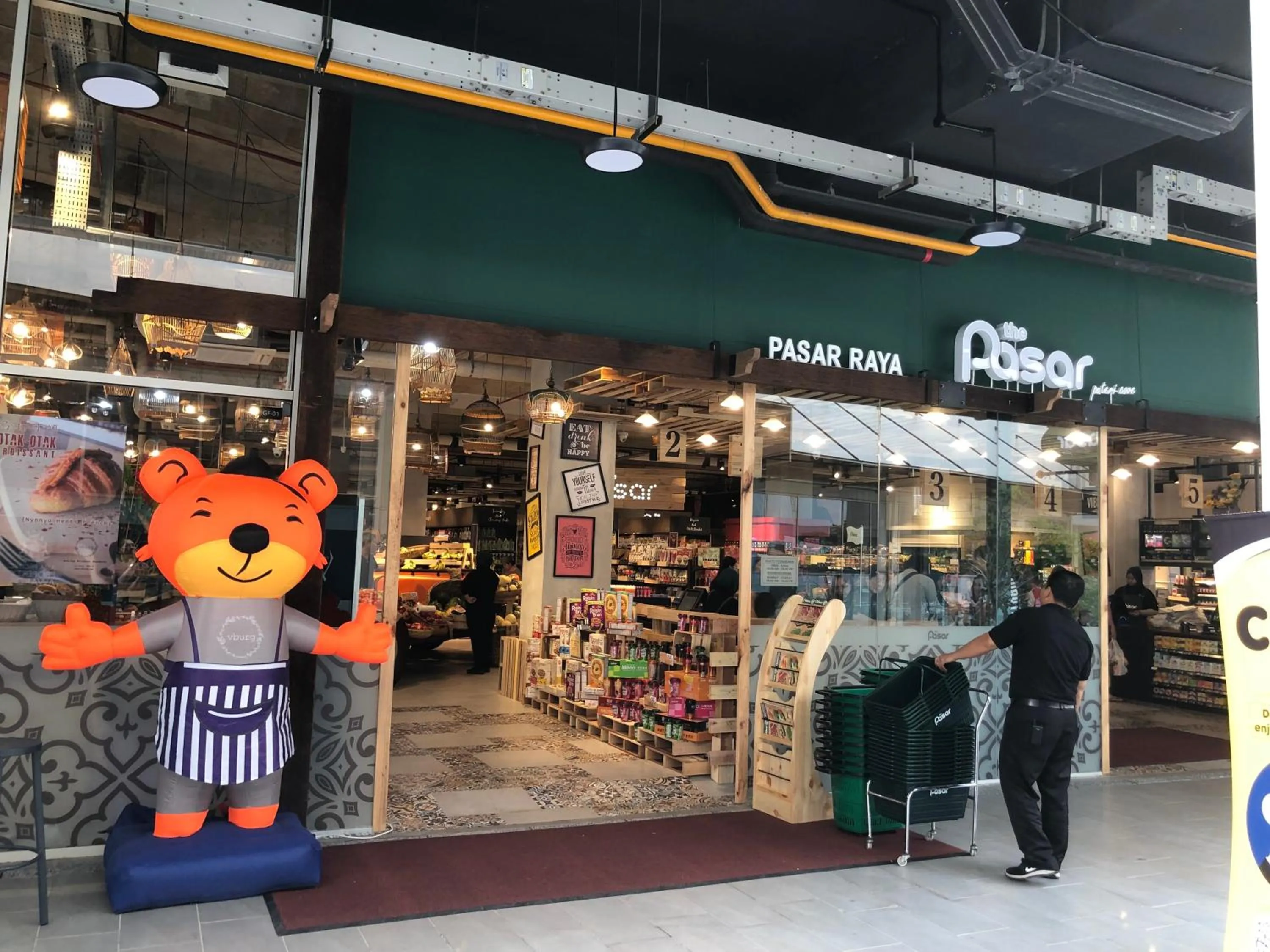 Supermarket/grocery shop in Teega Residence @ Cosy Seafront Living