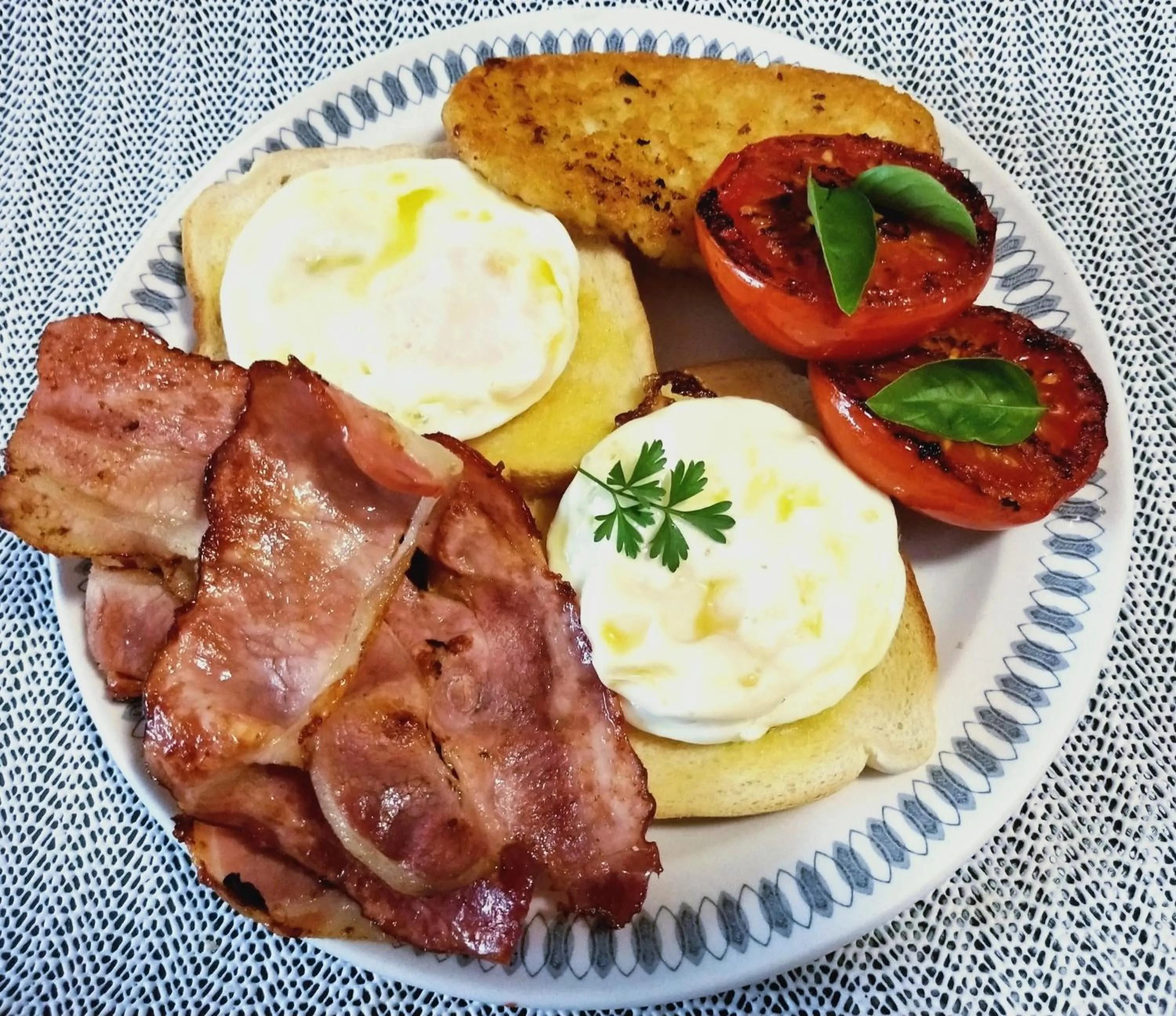 Breakfast in Oval Motel - Murray Bridge