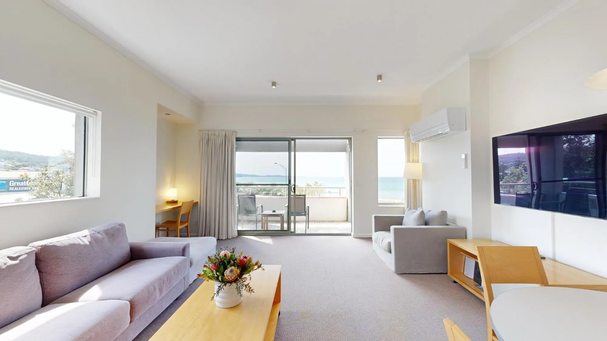 Living room in Cumberland Lorne Resort