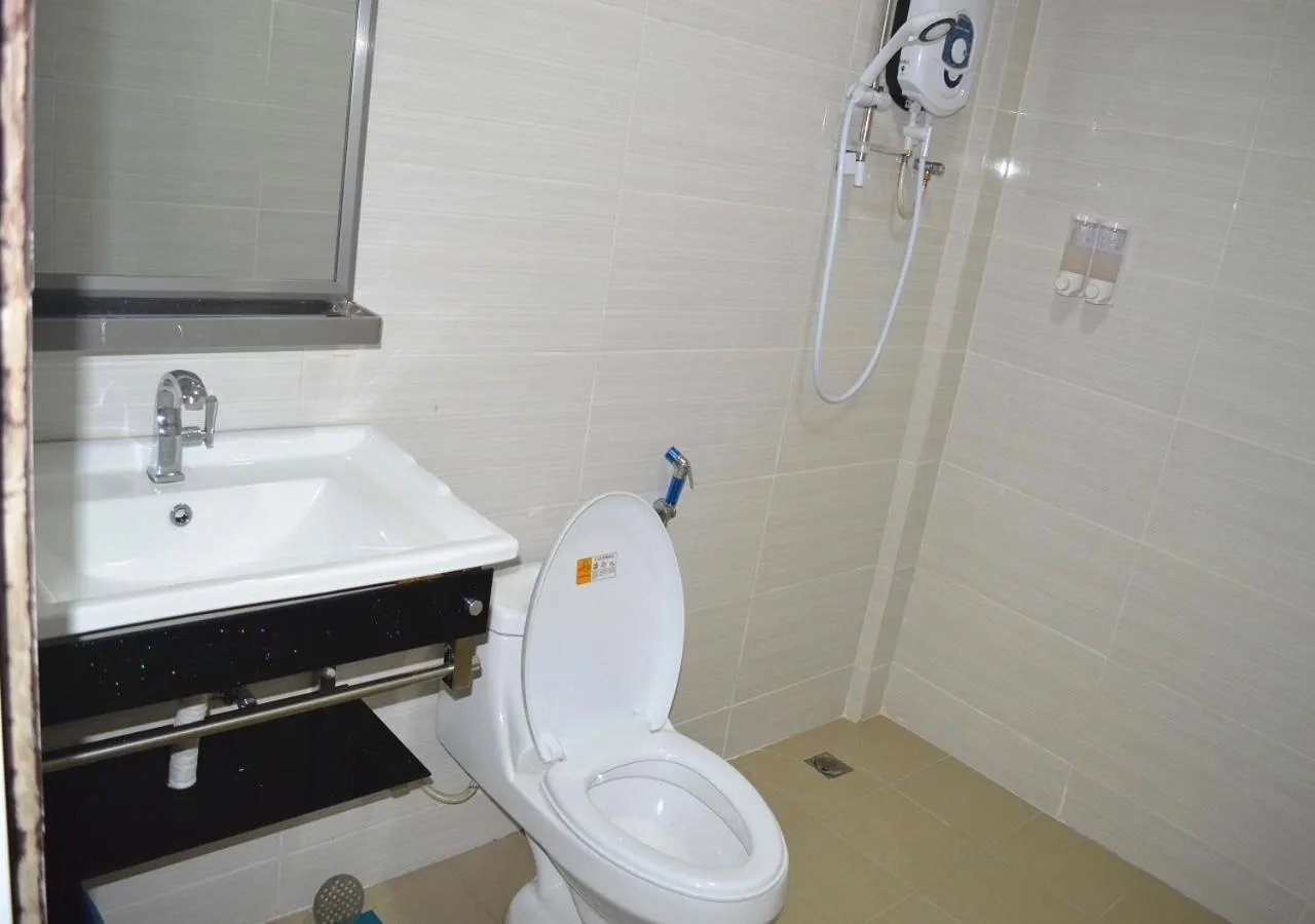 Shower in Angsoka Hotel