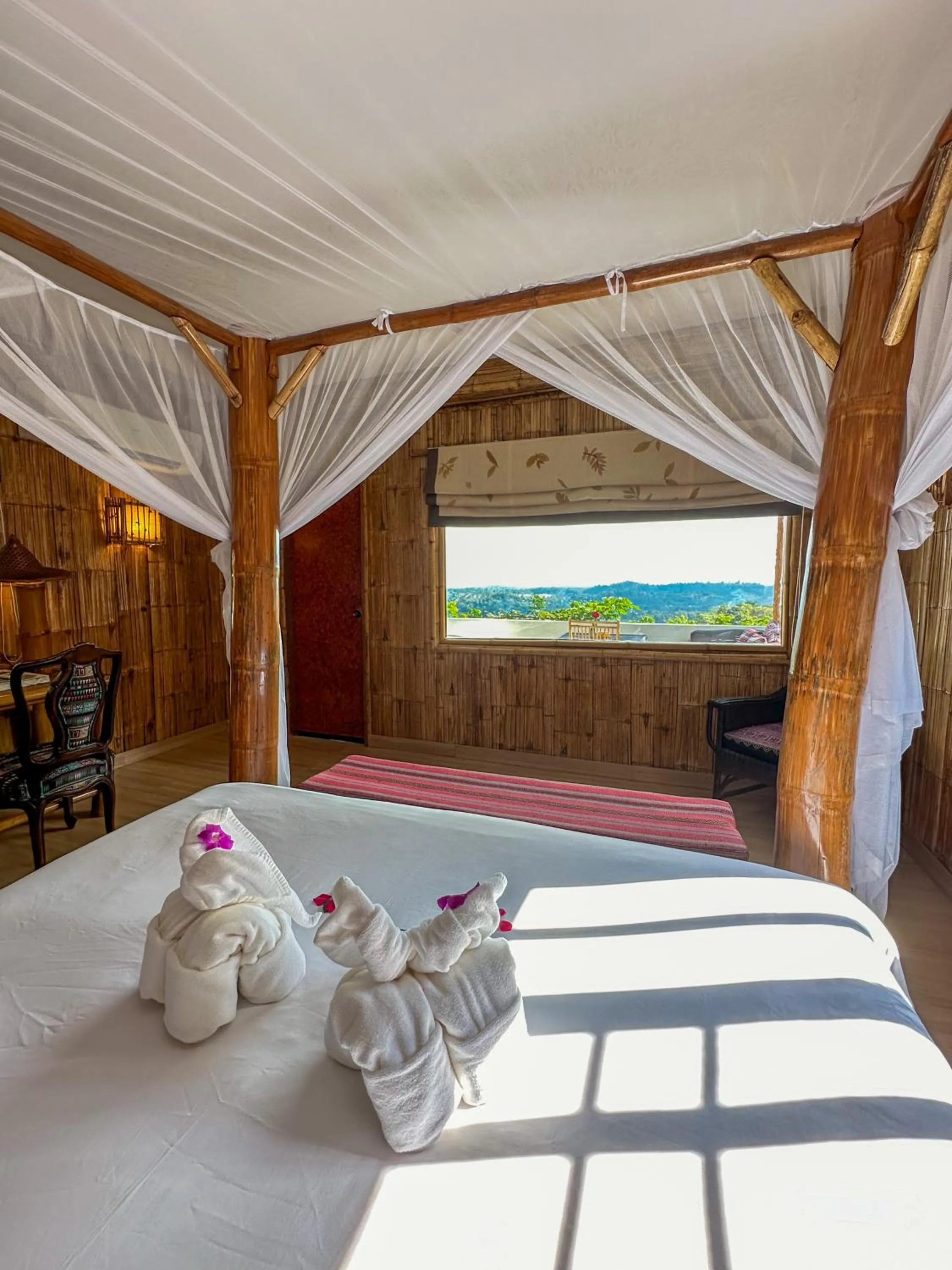 Bed in Phu Chaisai Chiang Rai Mountain Resort