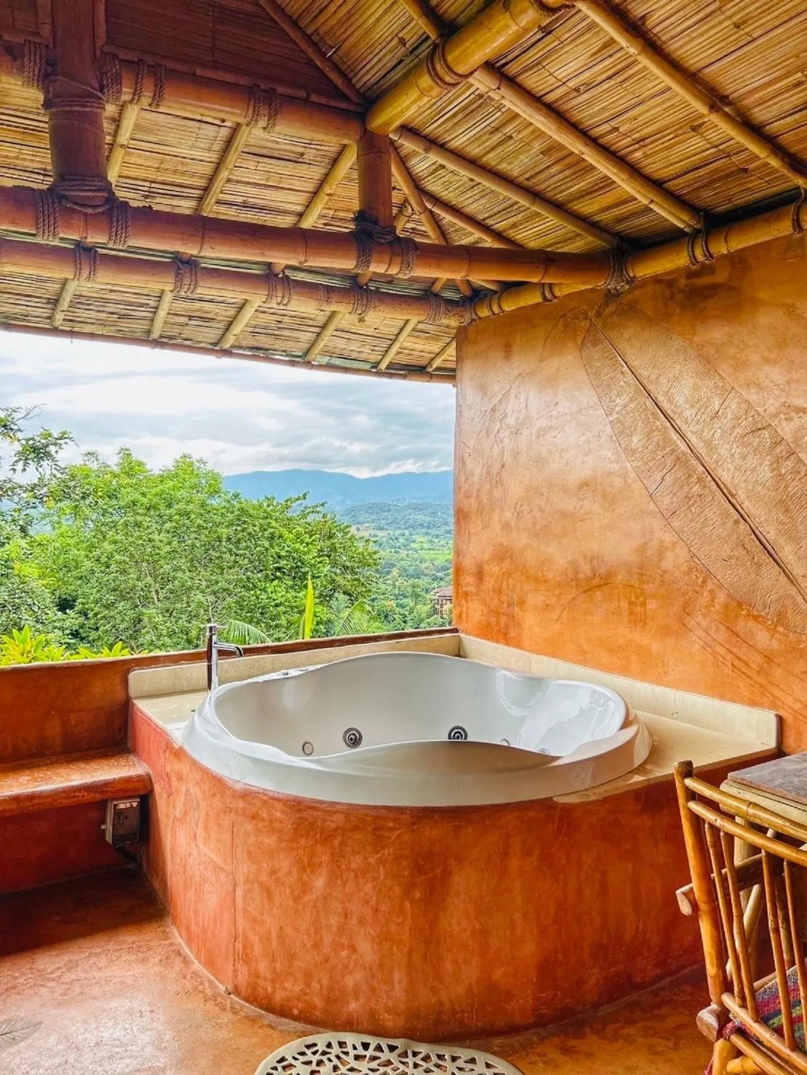 Bath in Phu Chaisai Chiang Rai Mountain Resort