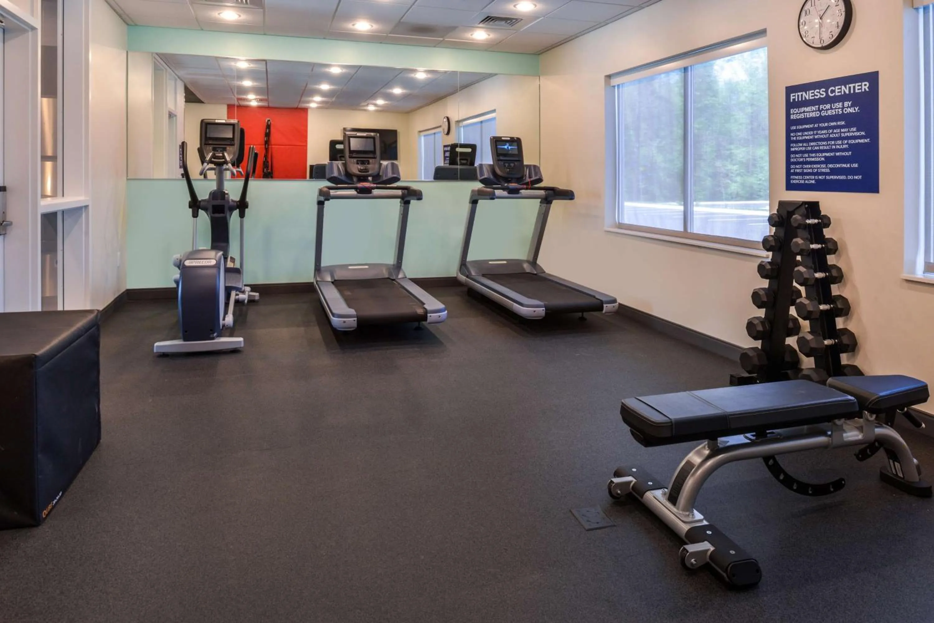 Fitness centre/facilities in Tru By Hilton Little Rock West