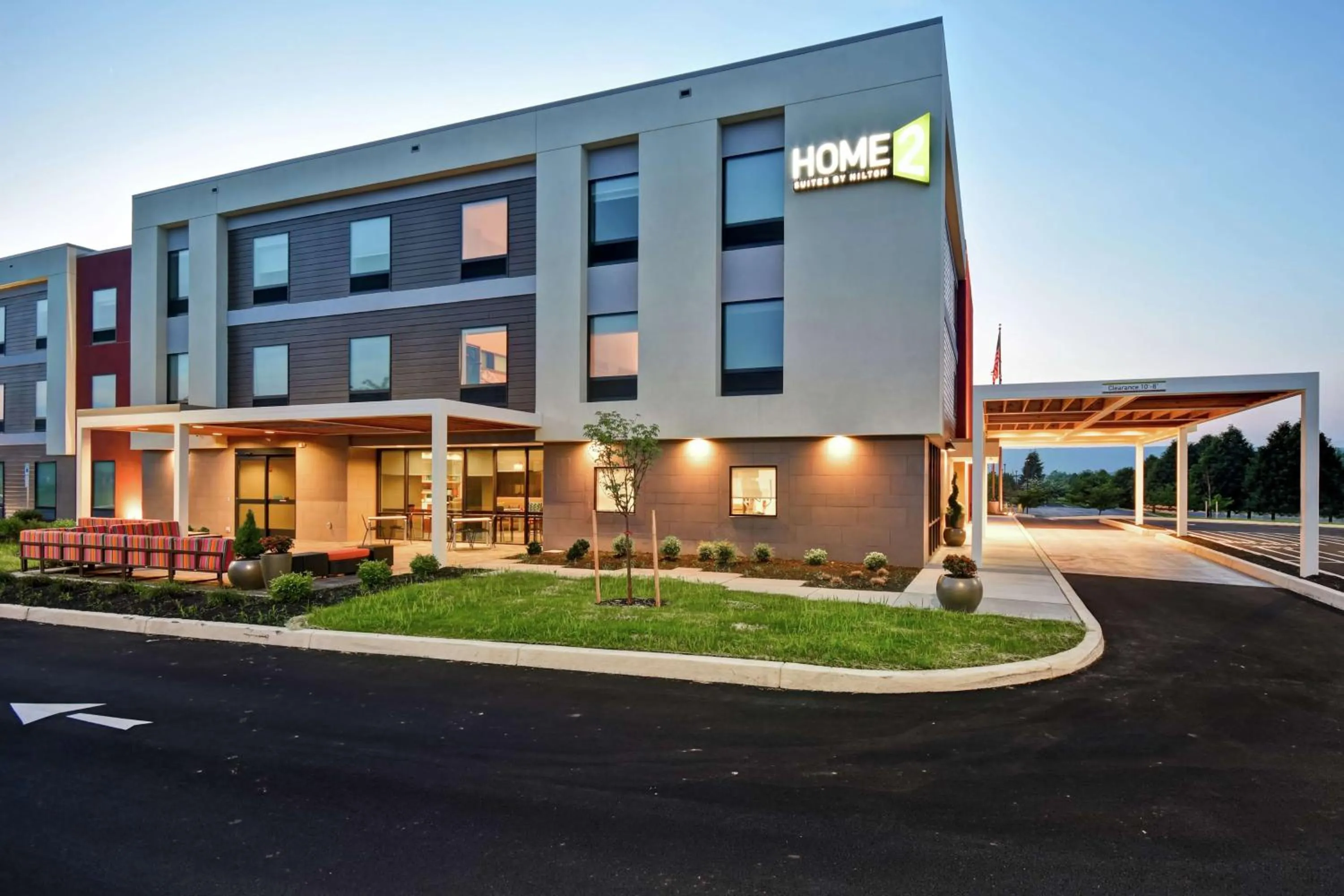 Property building in Home2 Suites Mechanicsburg