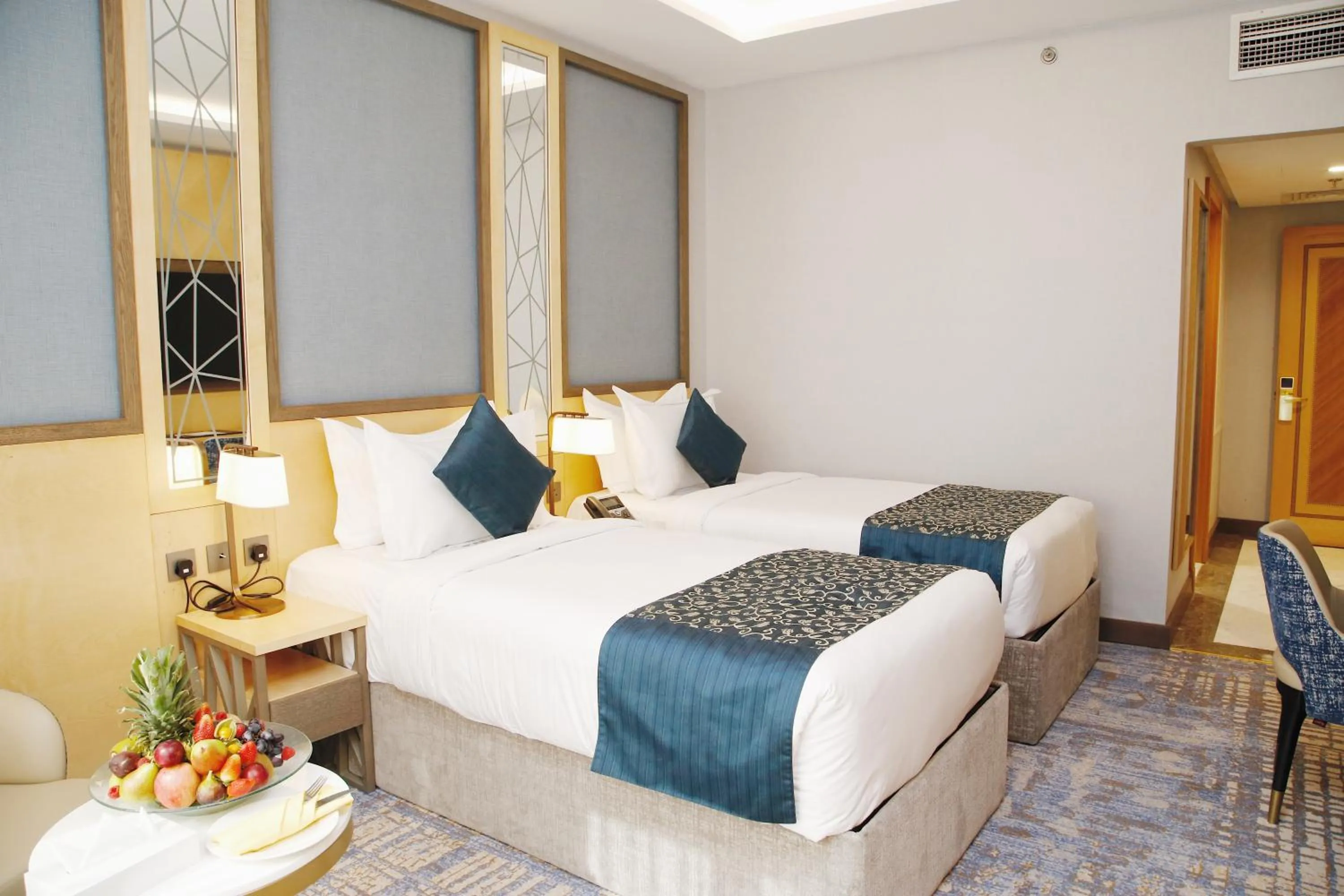 Bed in MADEN Al Rawda مادن الروضة