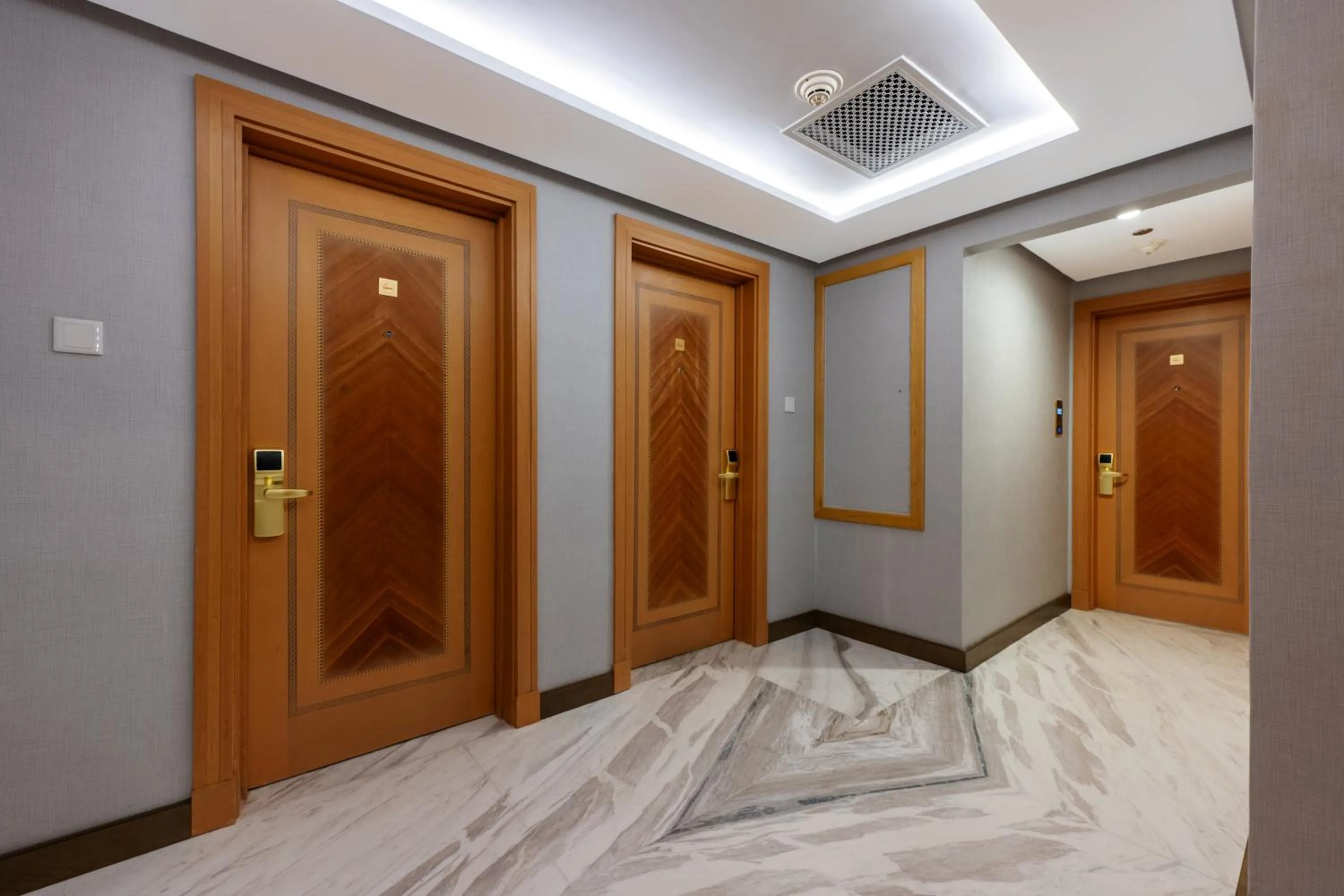 Bed in MADEN Al Rawda مادن الروضة