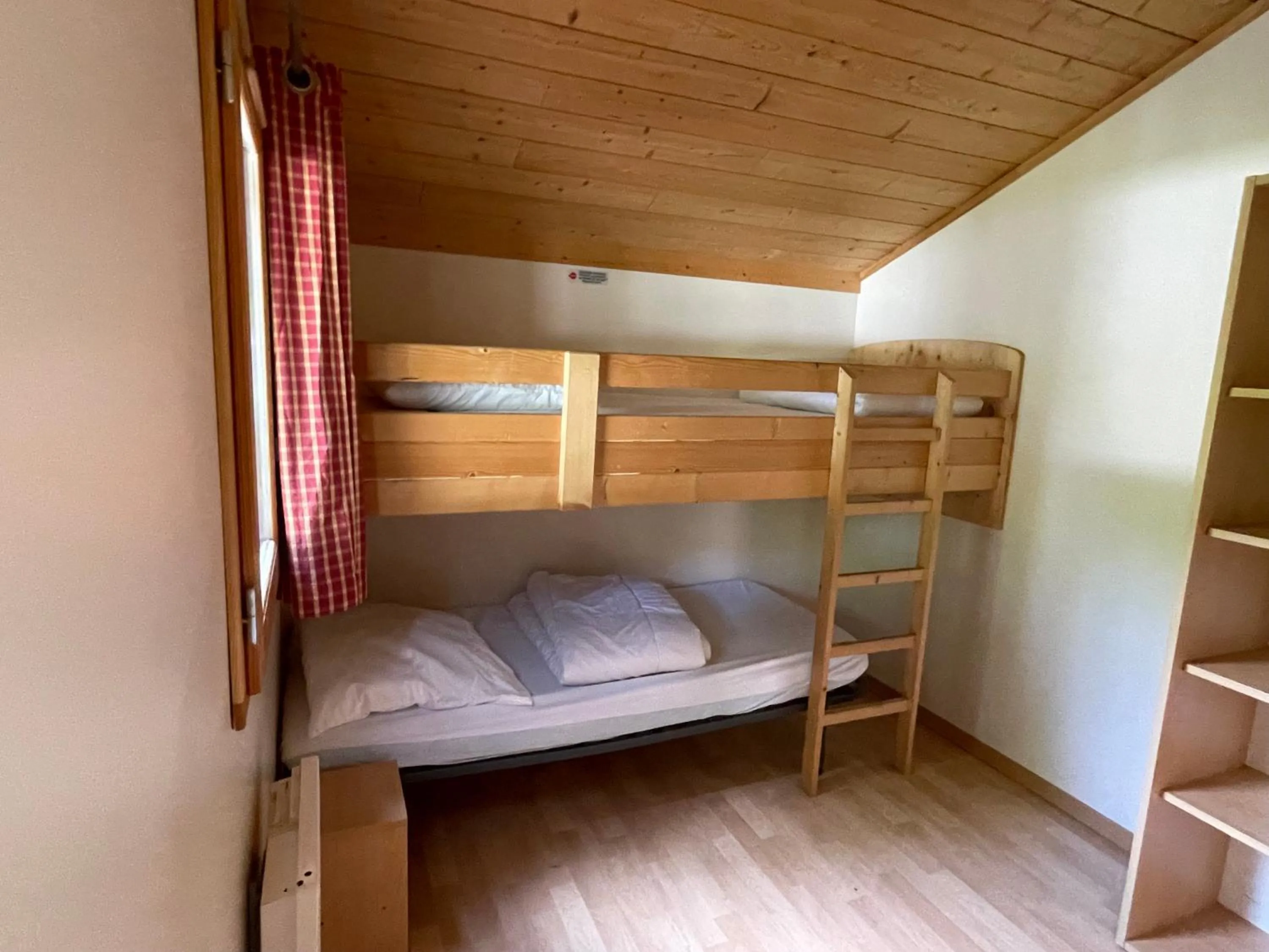 Bed in Camping Les Etoiles