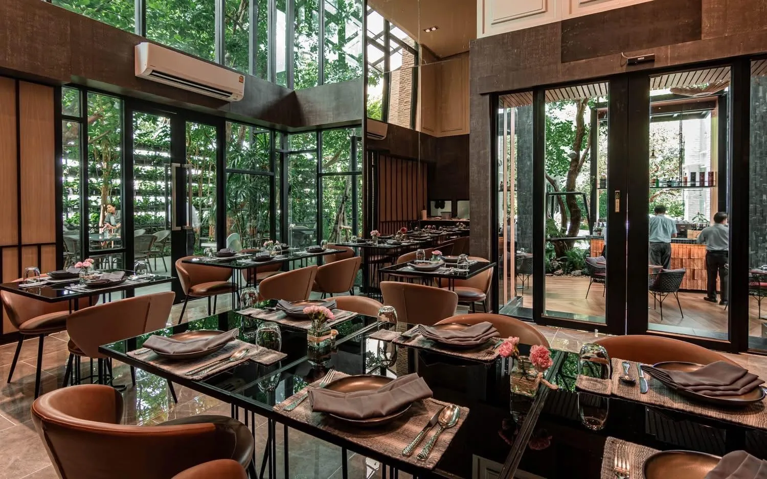 Restaurant/places to eat in Parc Borough City Resort