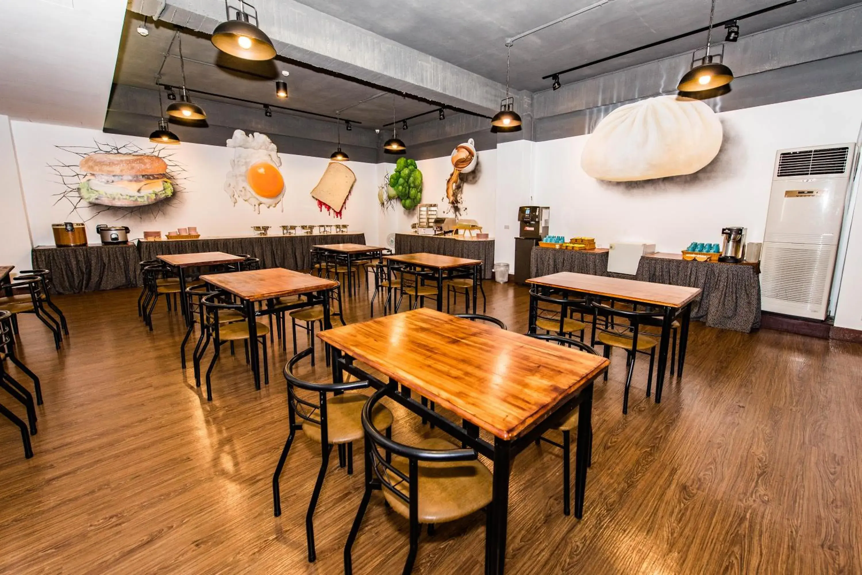 Restaurant/places to eat in Traveller Inn - Mido Hotel Restaurant/places to eat in Traveller Inn - Mido Hotel