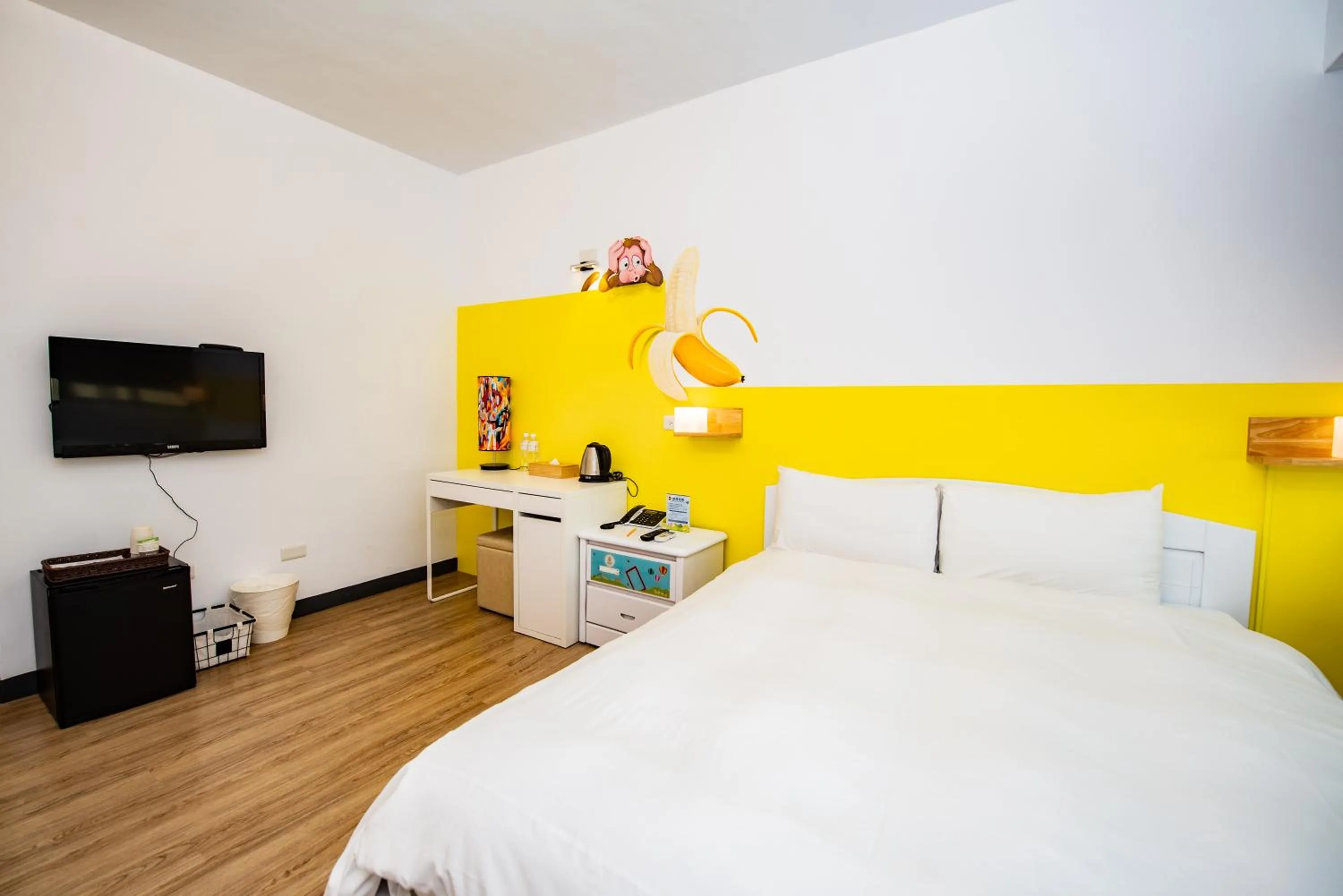 TV and multimedia, Bed in Traveller Inn - Mido Hotel