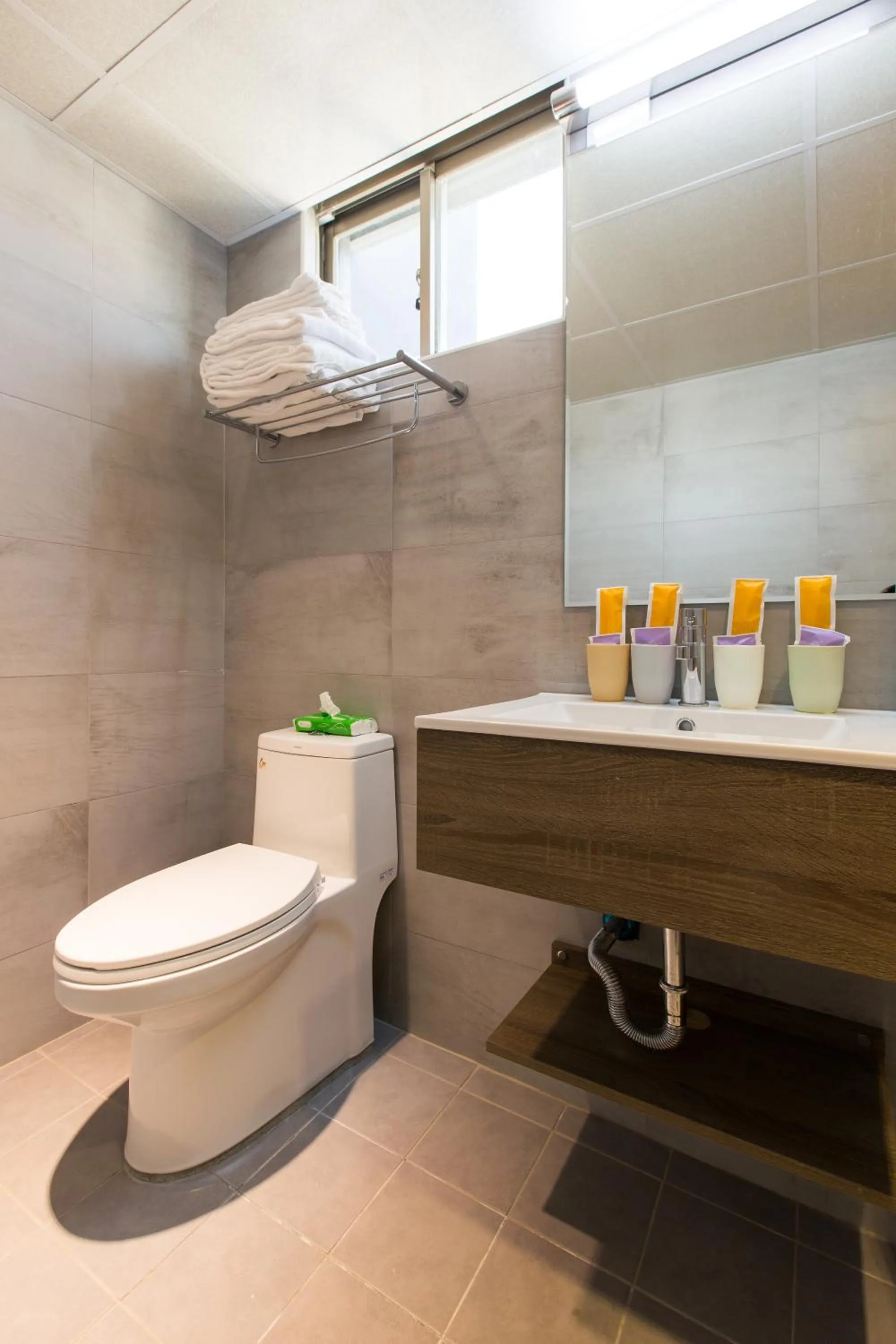 Bathroom in Traveller Inn - Mido Hotel