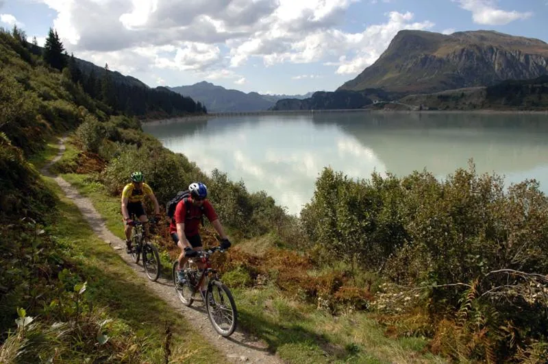 Cycling in Gampeler Hof