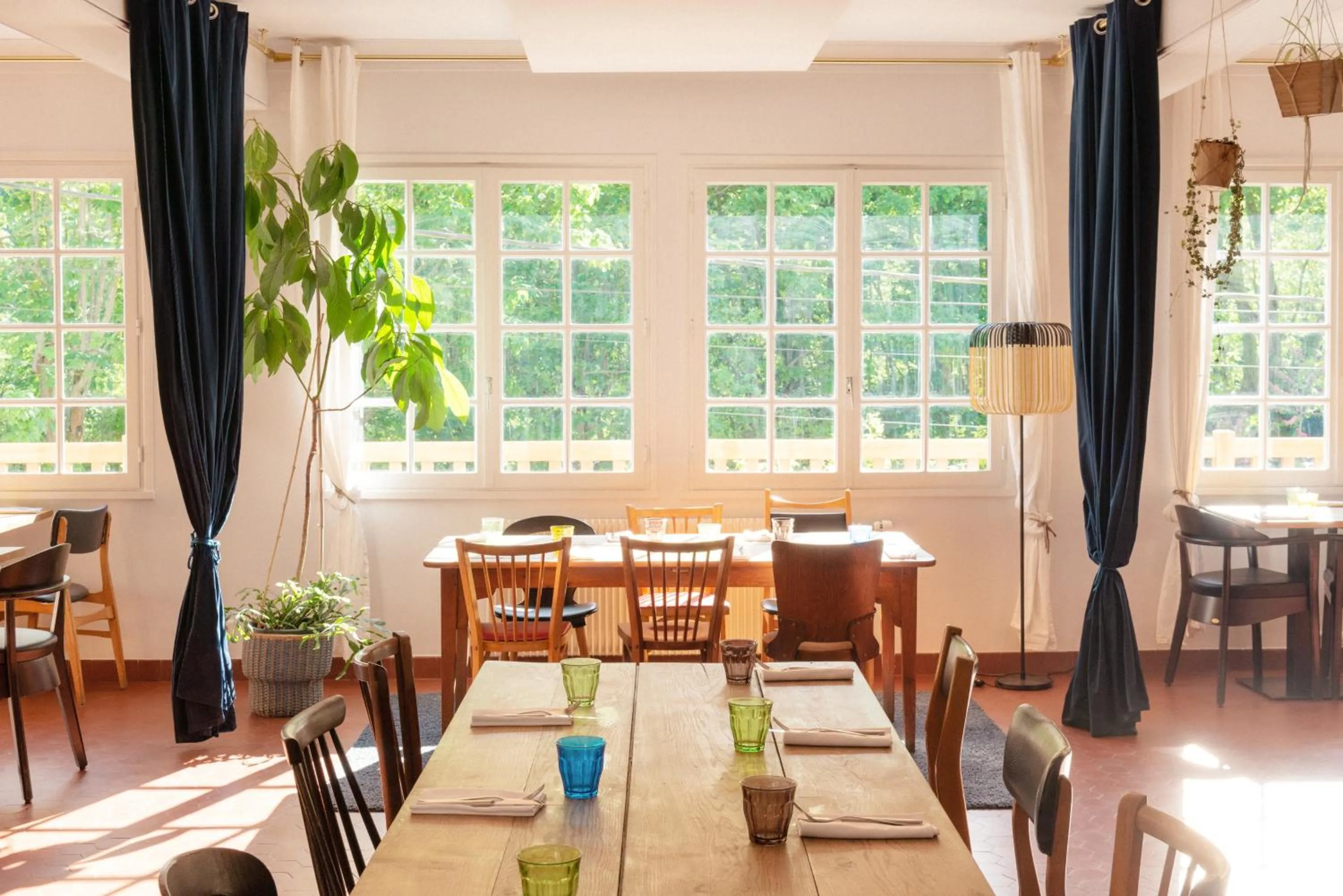 Dining area in La Cascade
