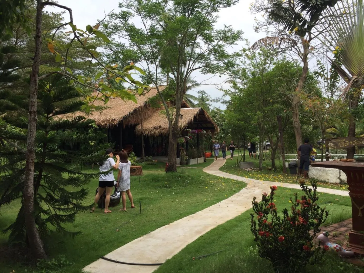 BaanSuanLeelawadee Resort Amphawa