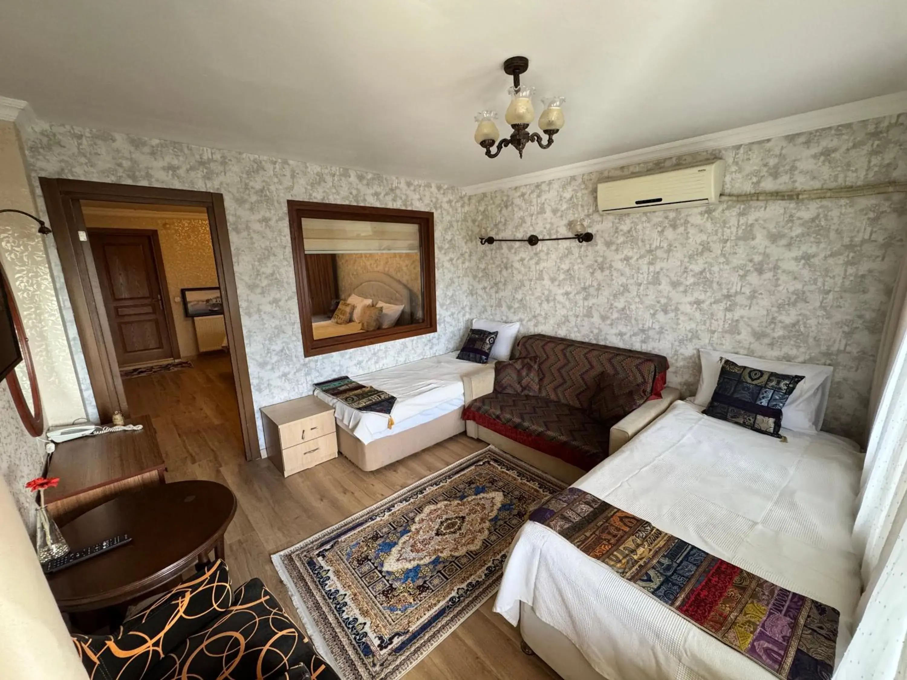 Photo of the whole room in Hotel Ipekyolu Photo of the whole room in Hotel Ipekyolu