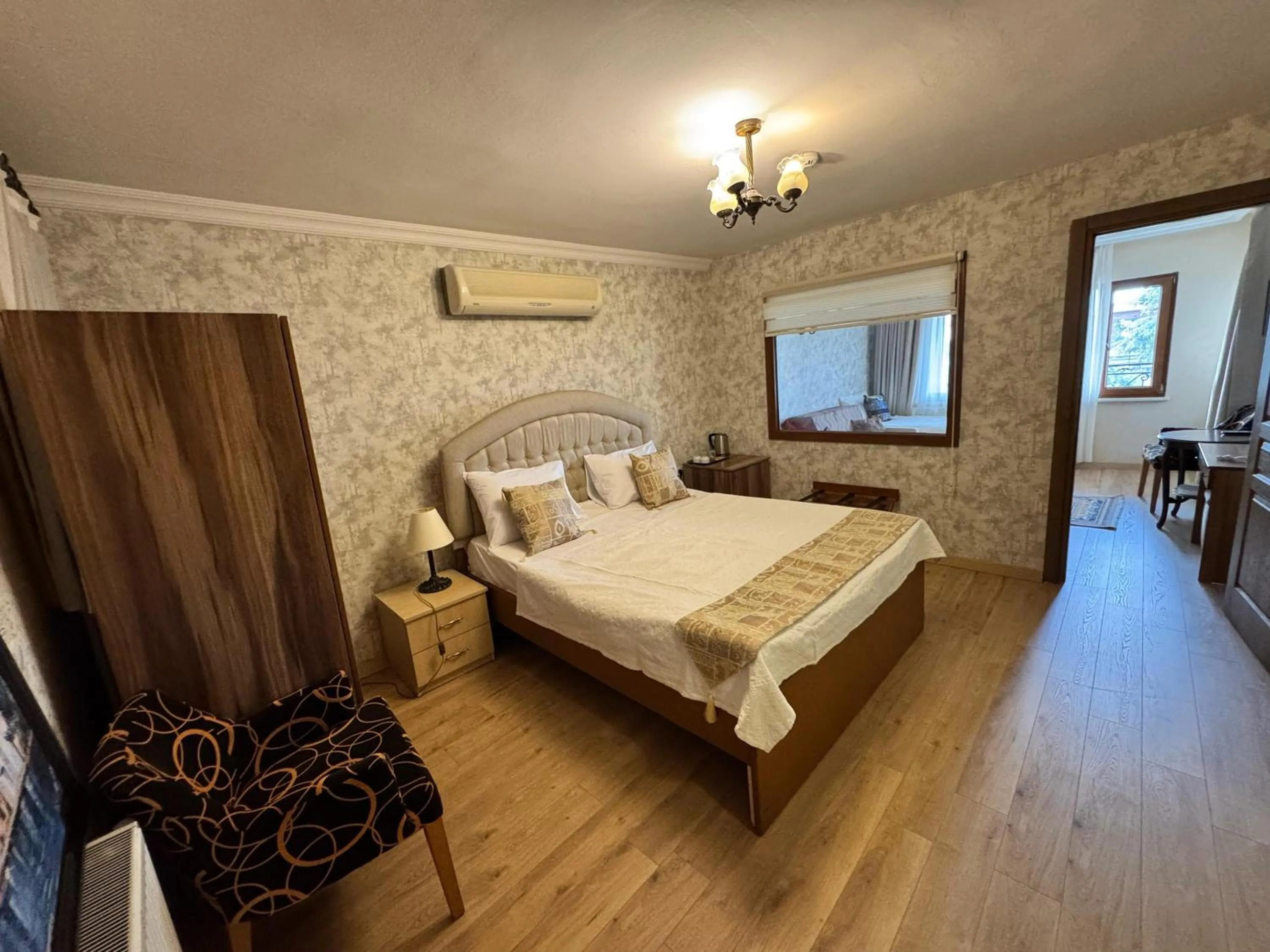 Photo of the whole room, Bed in Hotel Ipekyolu