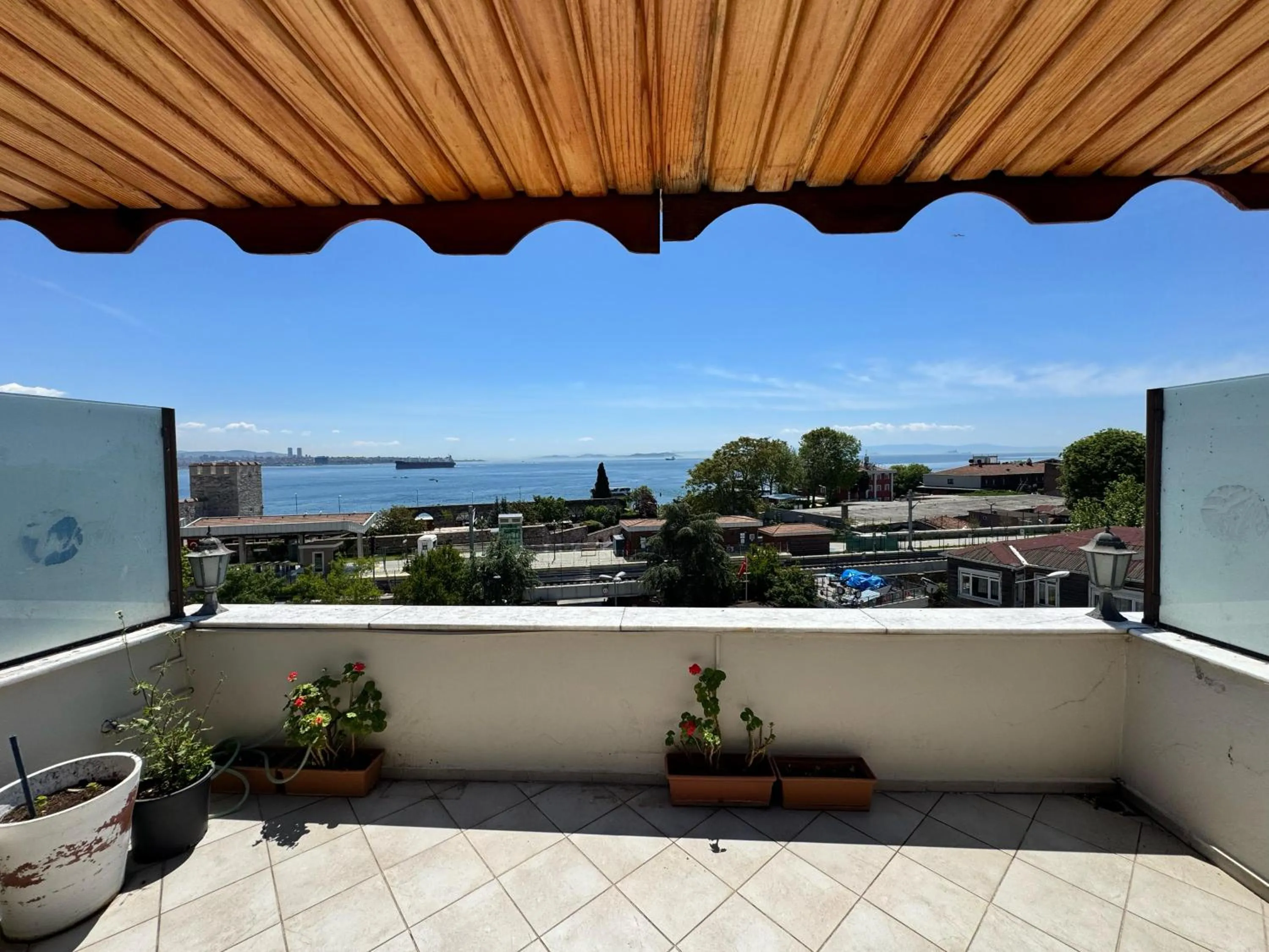 Balcony/Terrace in Hotel Ipekyolu