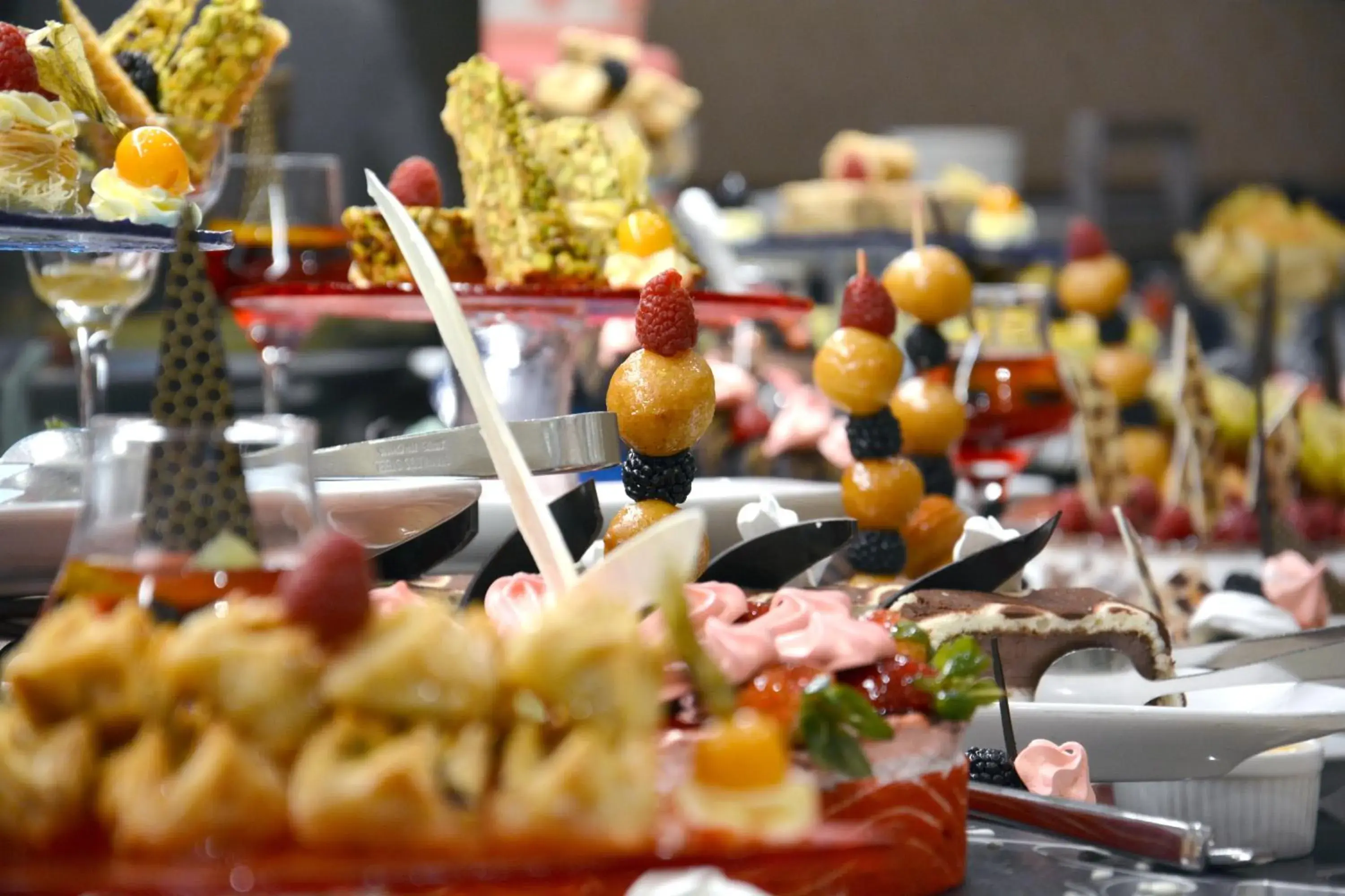 Restaurant/places to eat in MADEN Hotel Restaurant/places to eat in MADEN Hotel