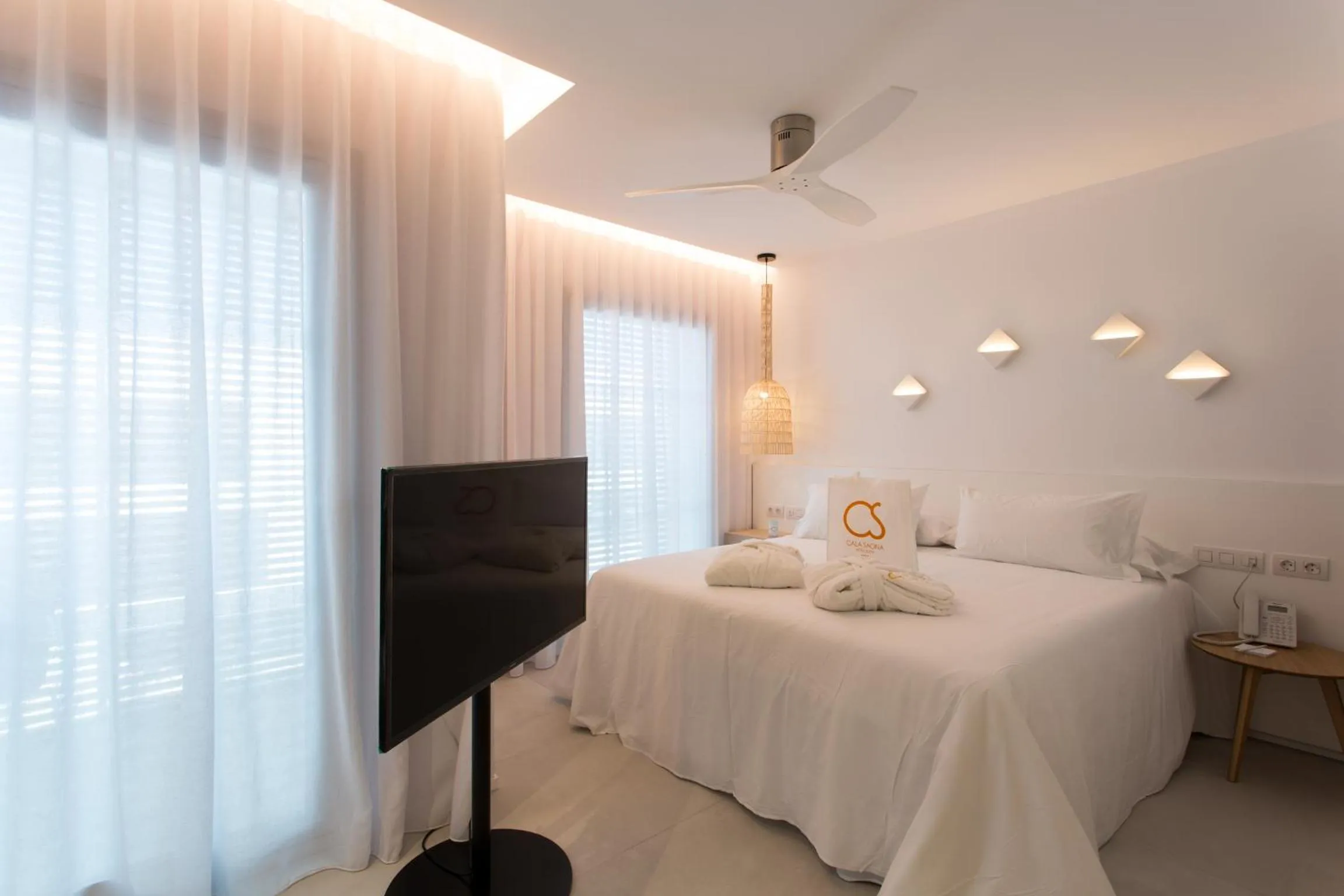 Bed in Sa Pedrera Suites & Spa