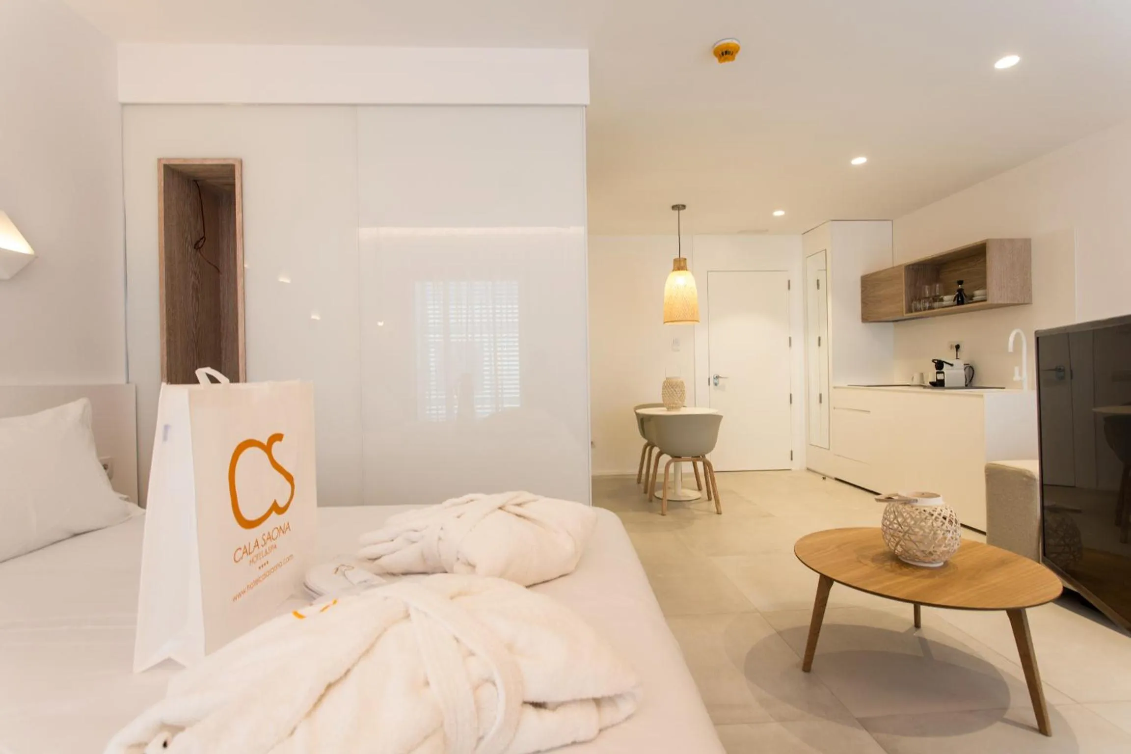 Bedroom, Bed in Sa Pedrera Suites & Spa