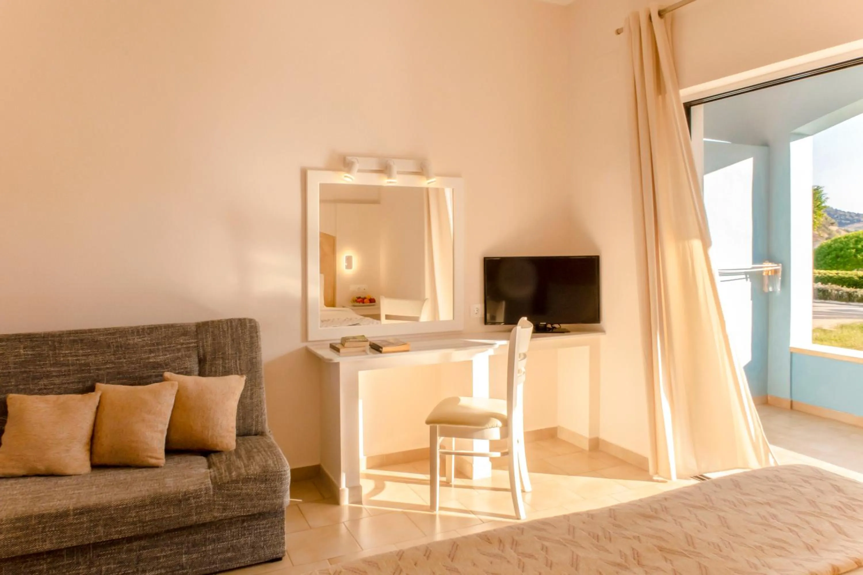 TV and multimedia in Hotel Marilen