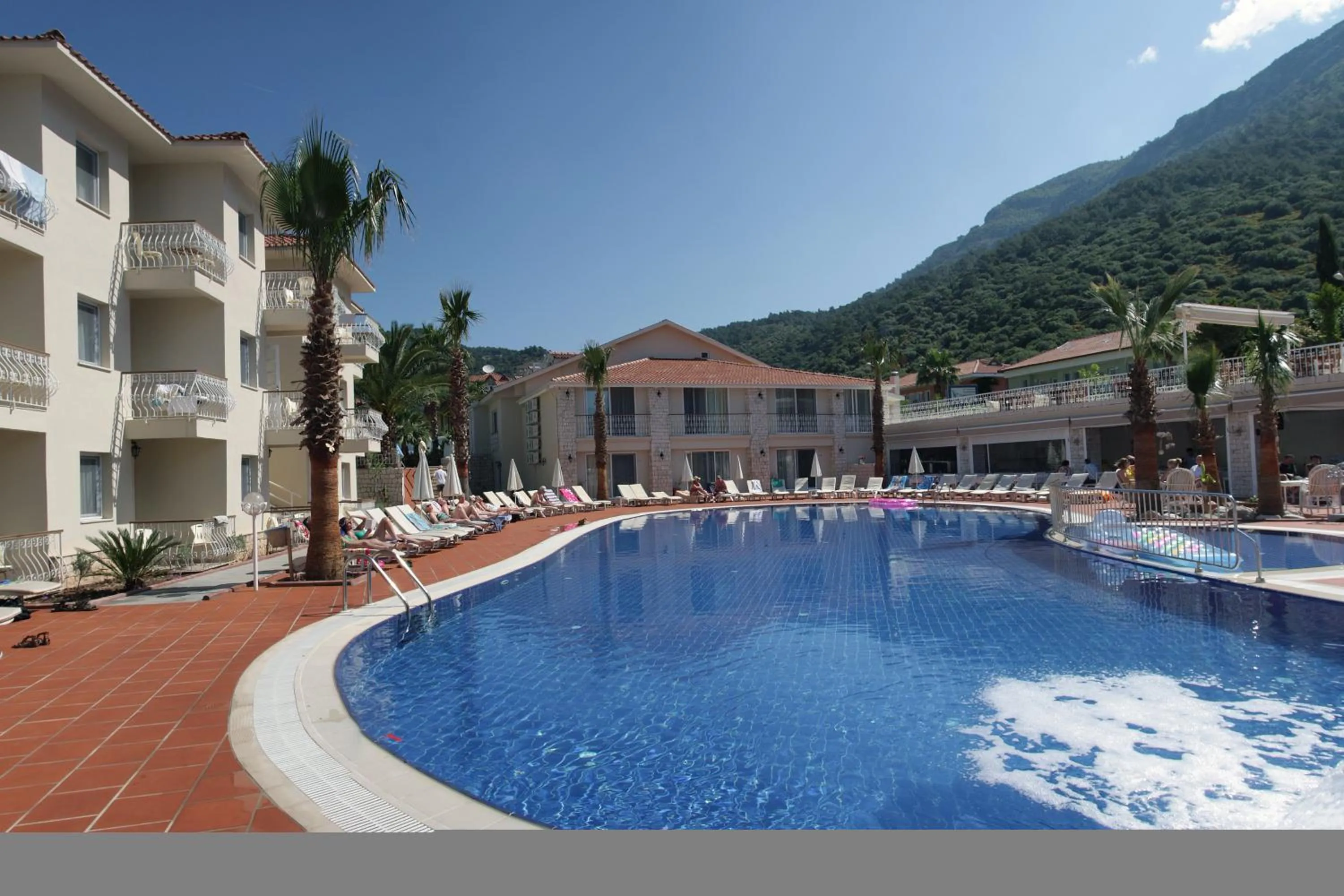 Day in The Blue Lagoon Deluxe Hotel