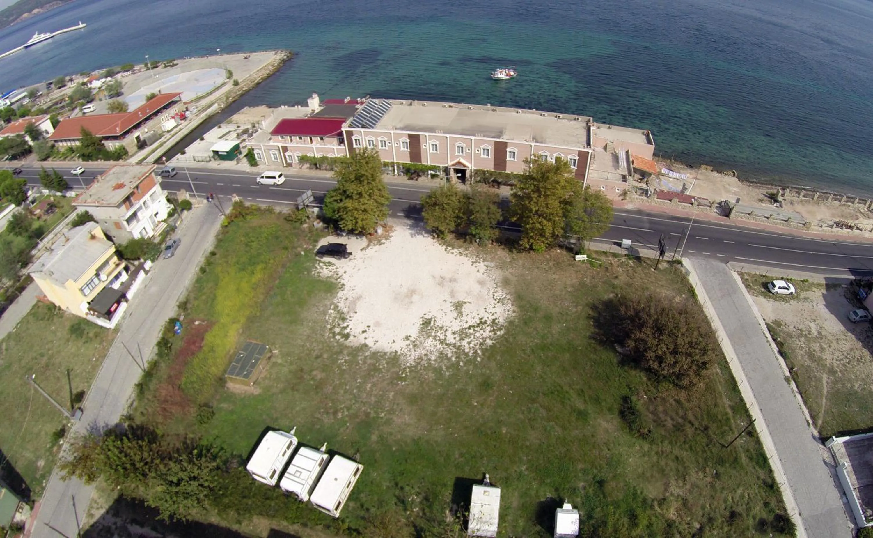 Facade/entrance in Aqua Boss Hotel