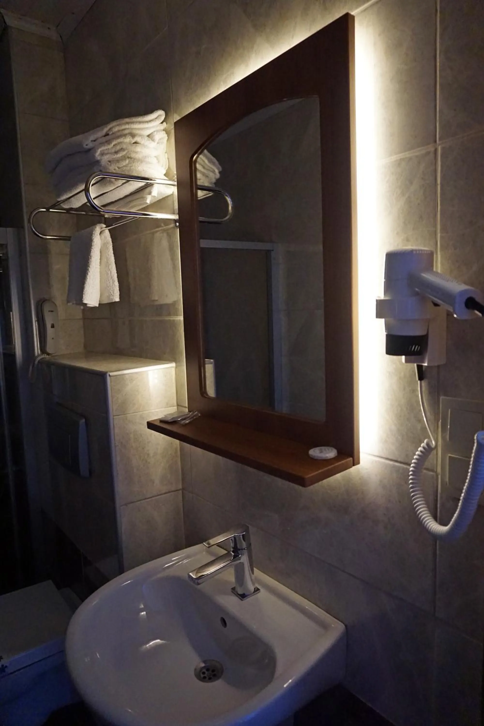 Shower in Aqua Boss Hotel