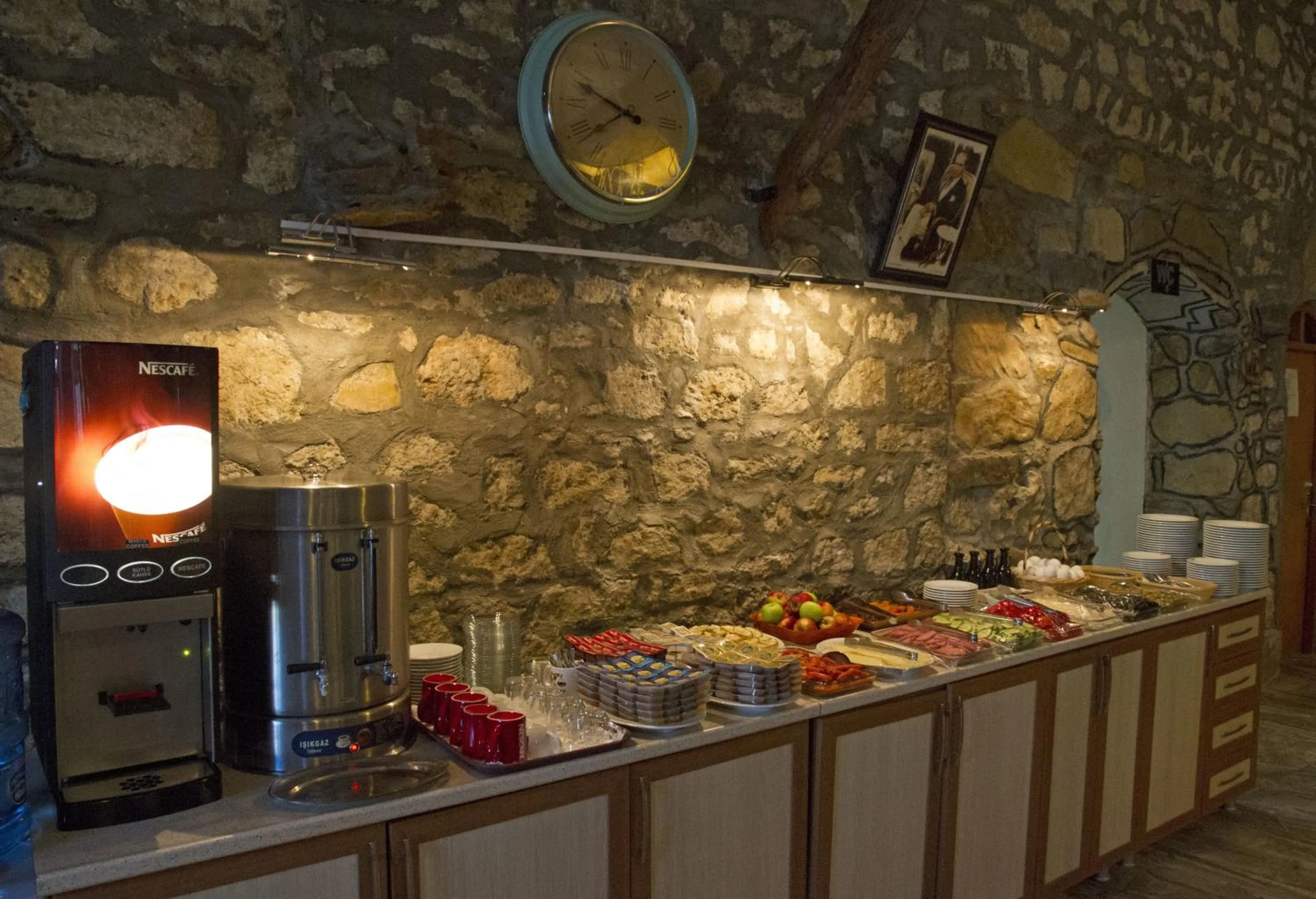 Food and drinks in Aqua Boss Hotel