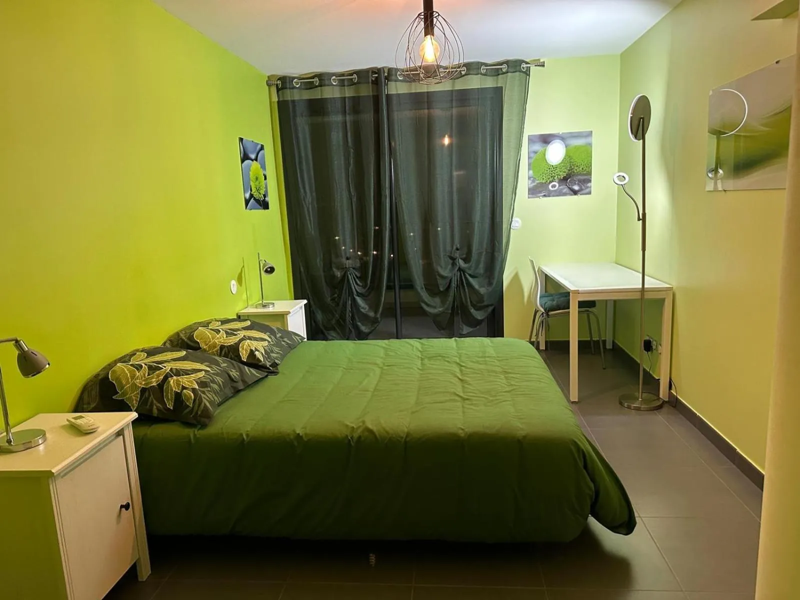 Bed in Albatros
