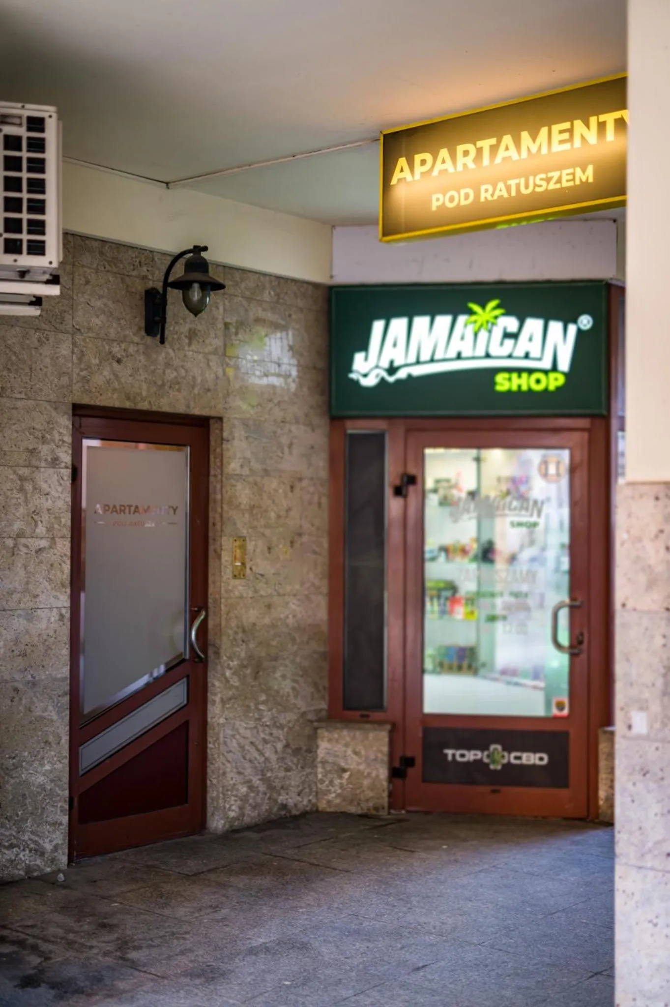 Facade/entrance in Pod Ratuszem