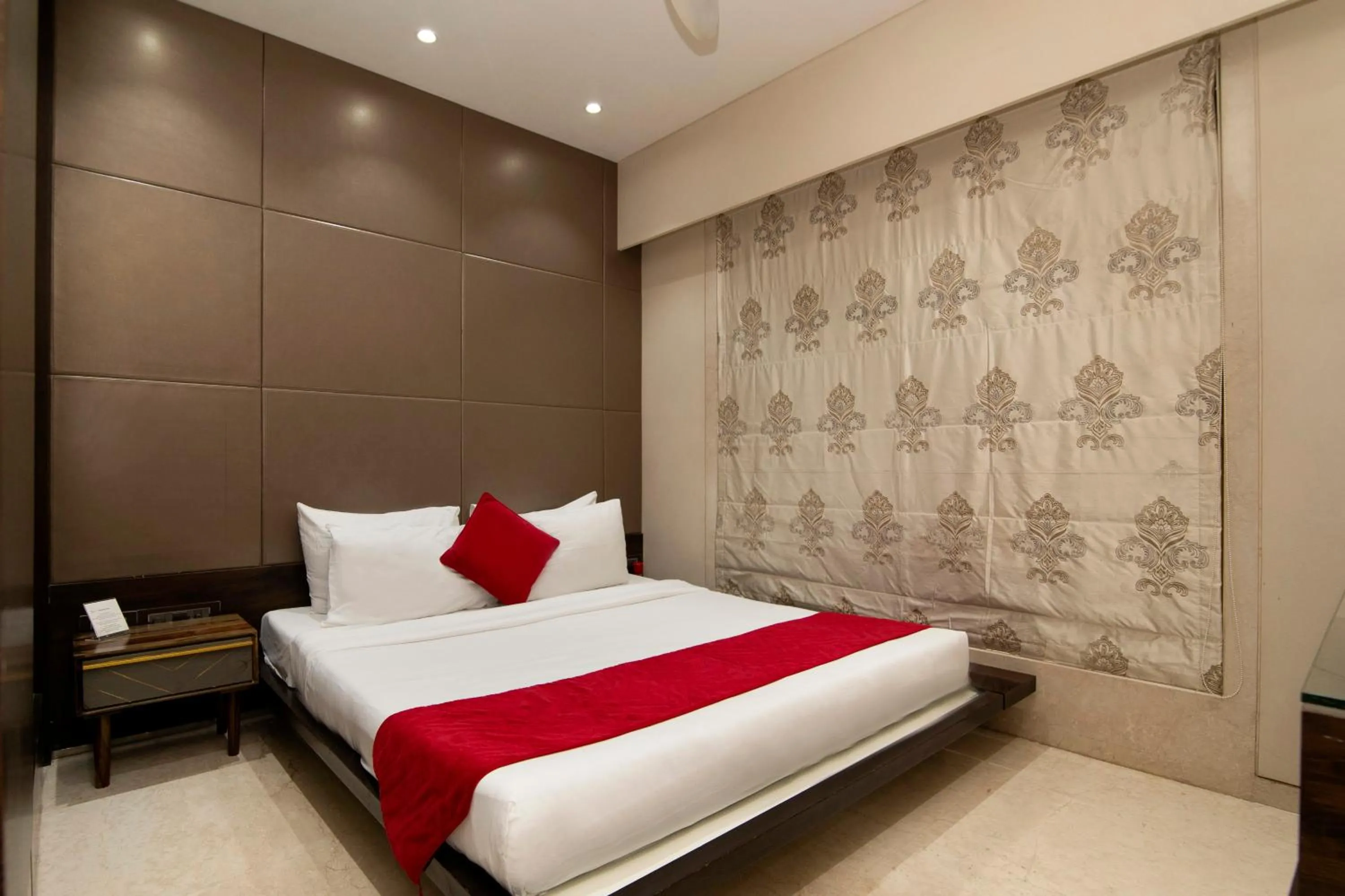Bed in Theory9 Premium Service Apartments Khar