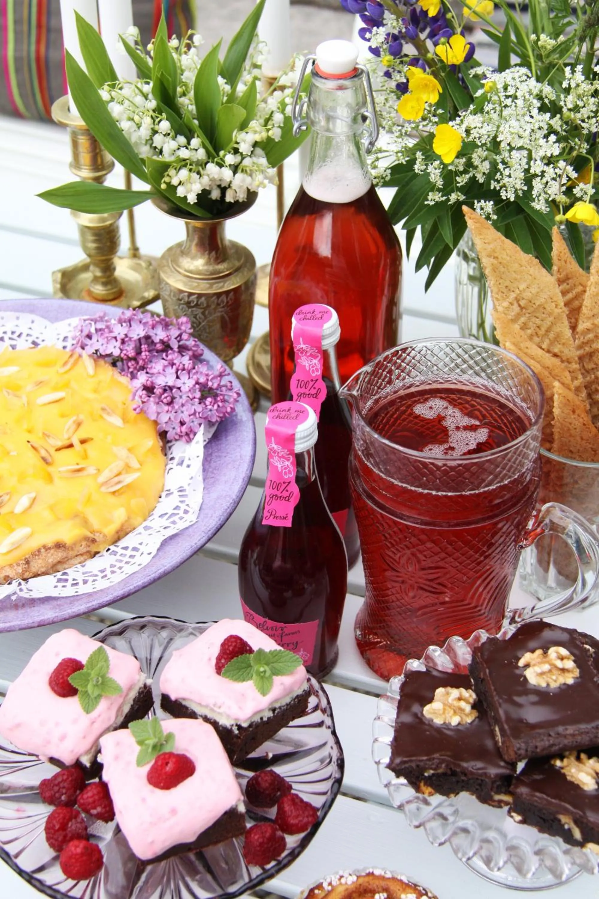 Food in Café Mandeltårtan B&B VillaFloraViola