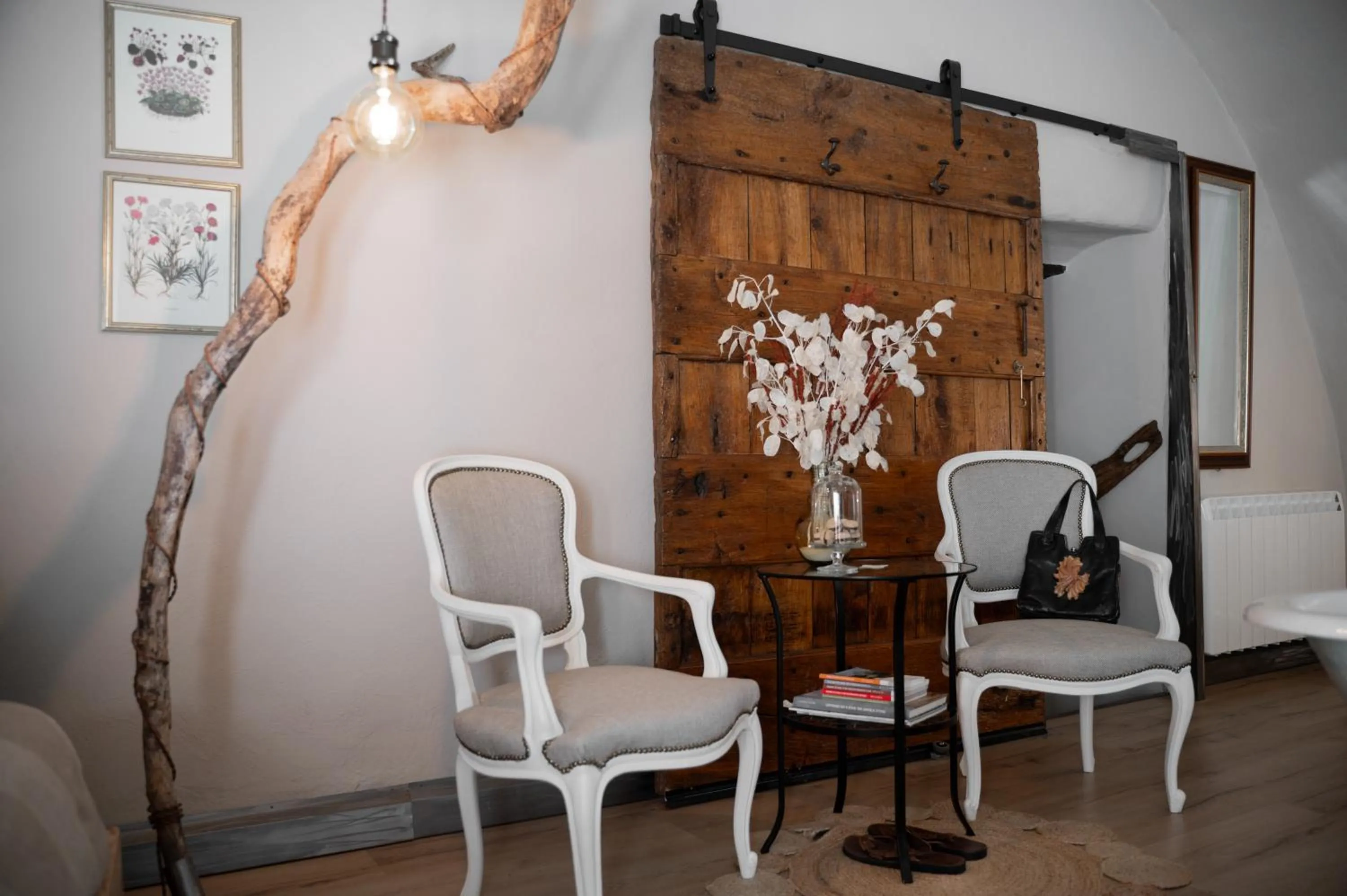 Bedroom in Baita Naturas con piscina idromassaggio calda, privata e gratuita