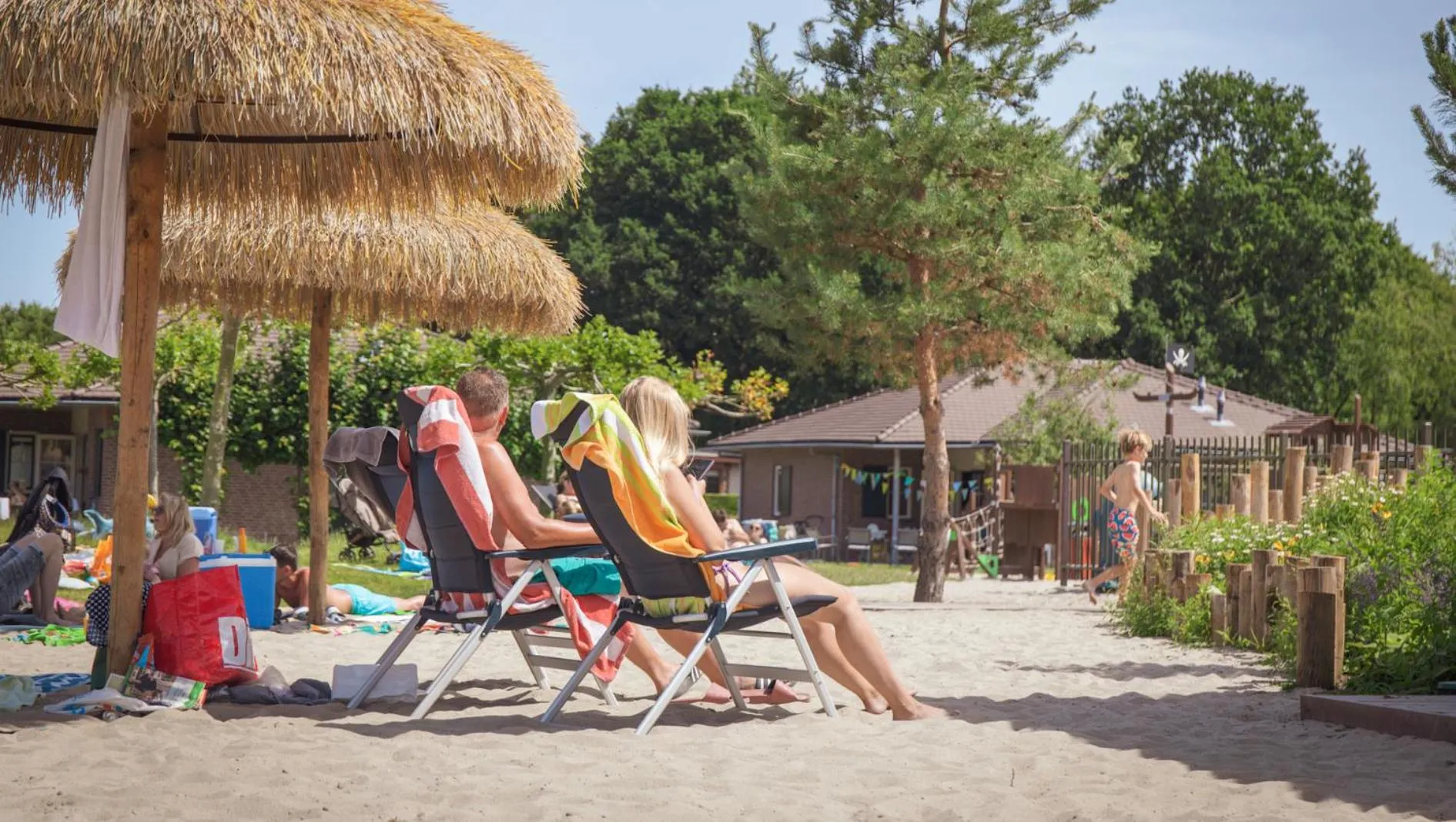 Swimming pool in Hotel de Boshoek