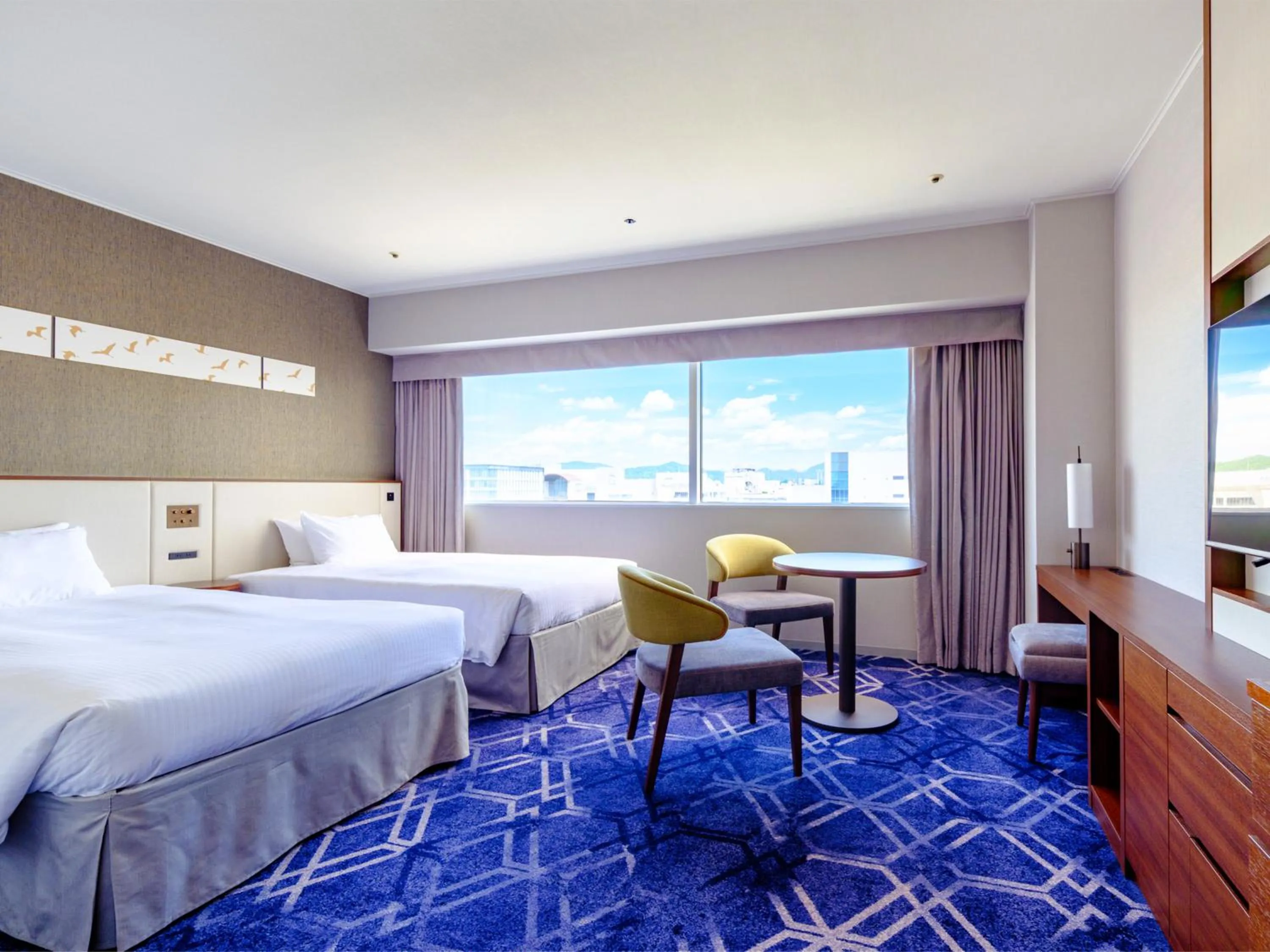 View (from property/room), Bed in Hotel Nikko Himeji