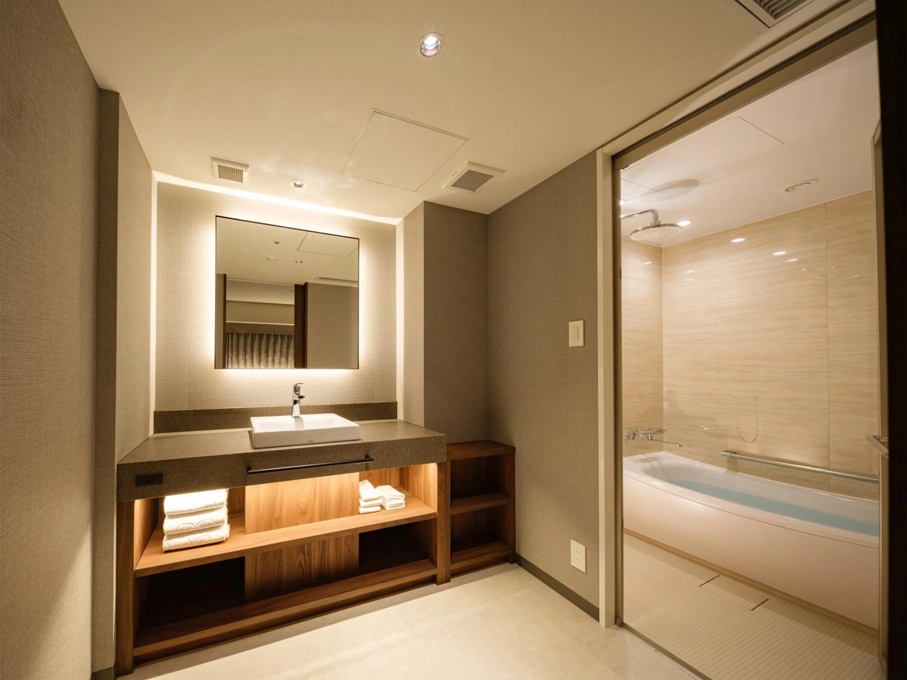 Bathroom, Bed in Hotel Nikko Himeji