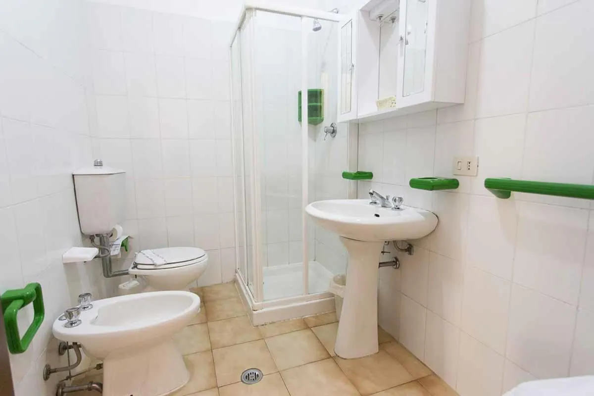 Shower in Residenza Alberghiera Italia