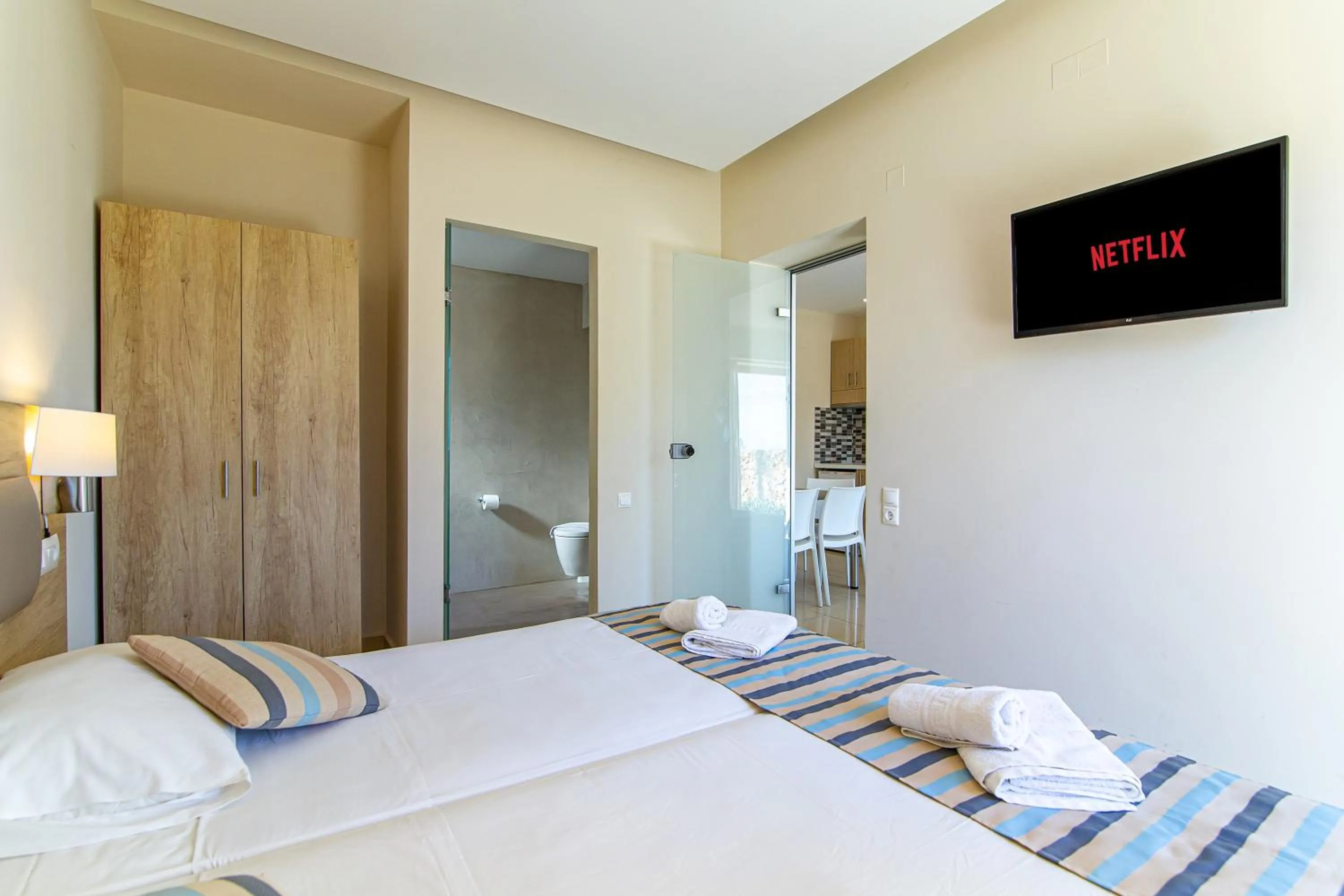 Bedroom, Bed in Theo Star Beach Hotel