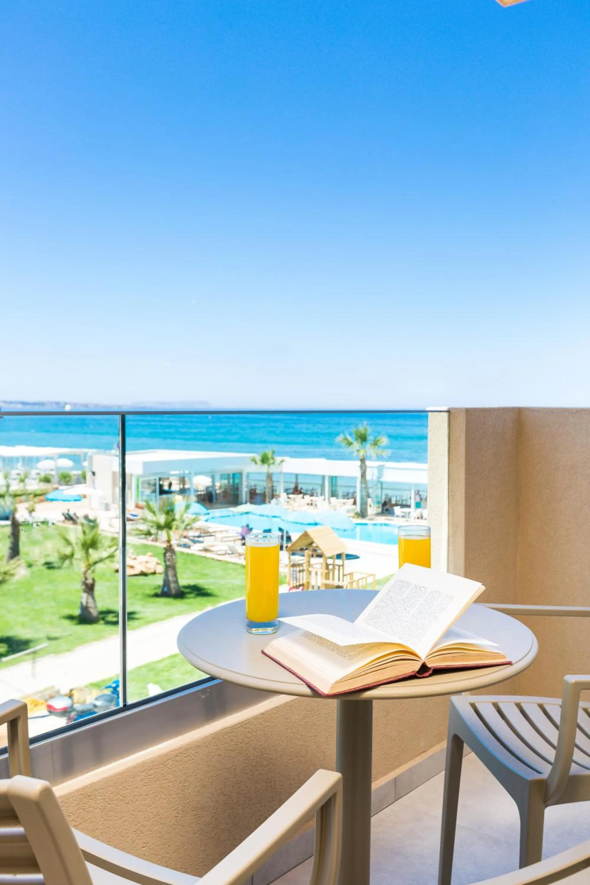 Balcony/Terrace in Theo Star Beach Hotel