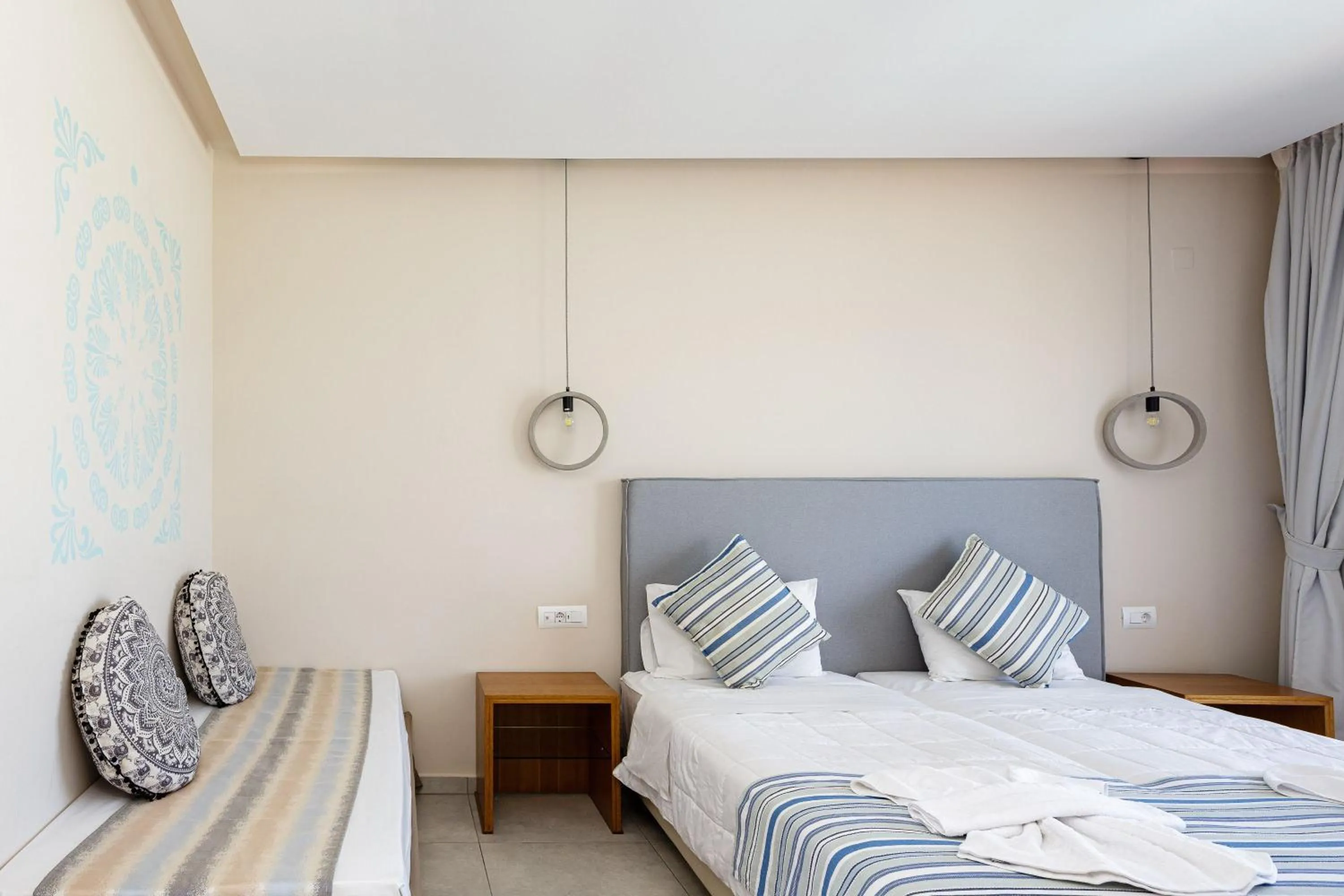 Bedroom, Bed in Theo Star Beach Hotel