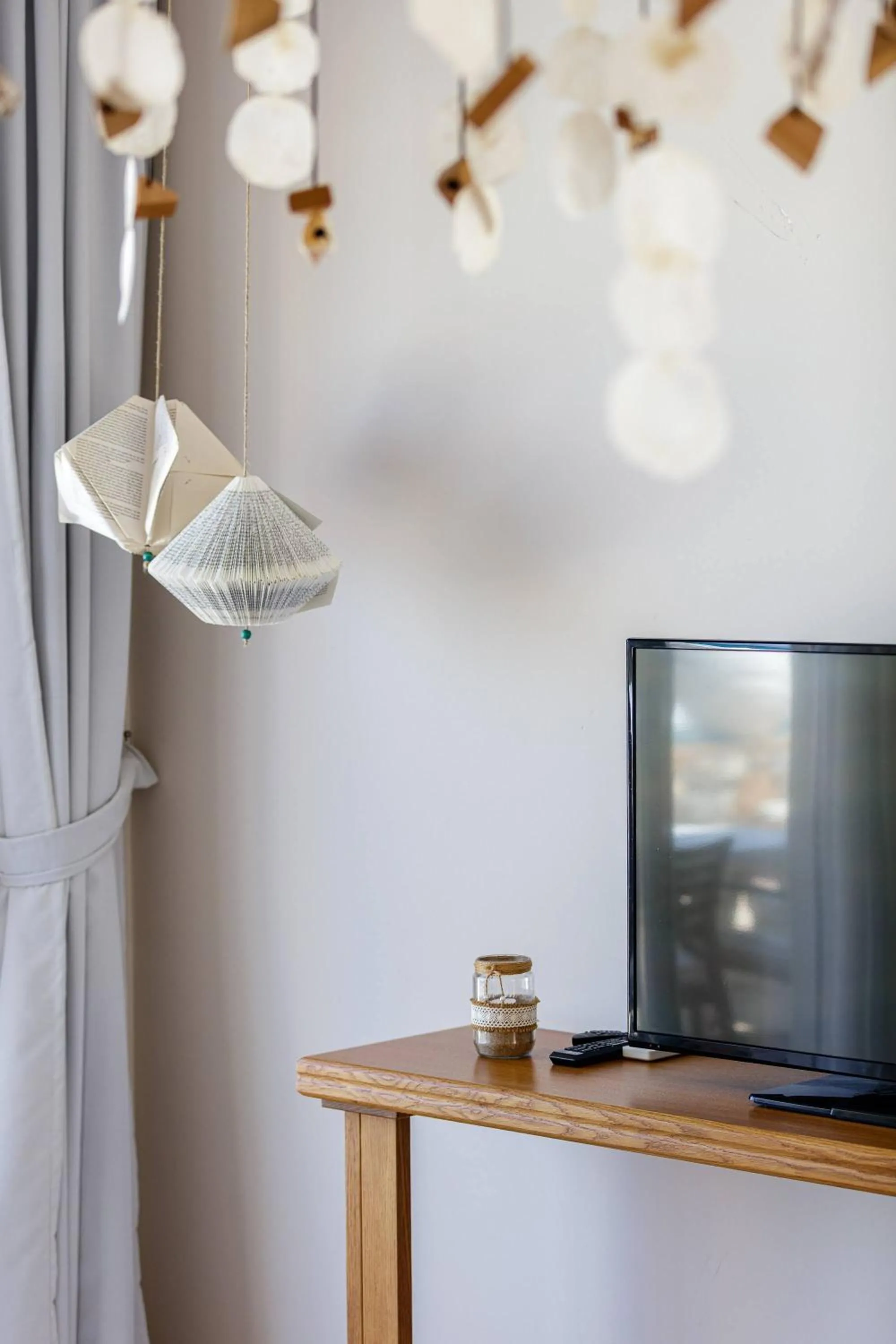 TV and multimedia in Theo Star Beach Hotel