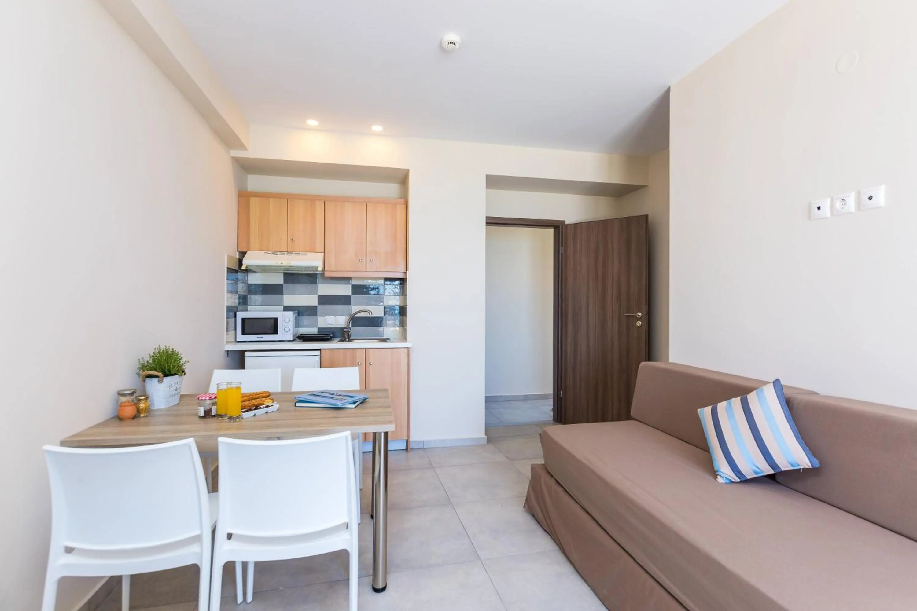 Kitchen or kitchenette in Theo Star Beach Hotel