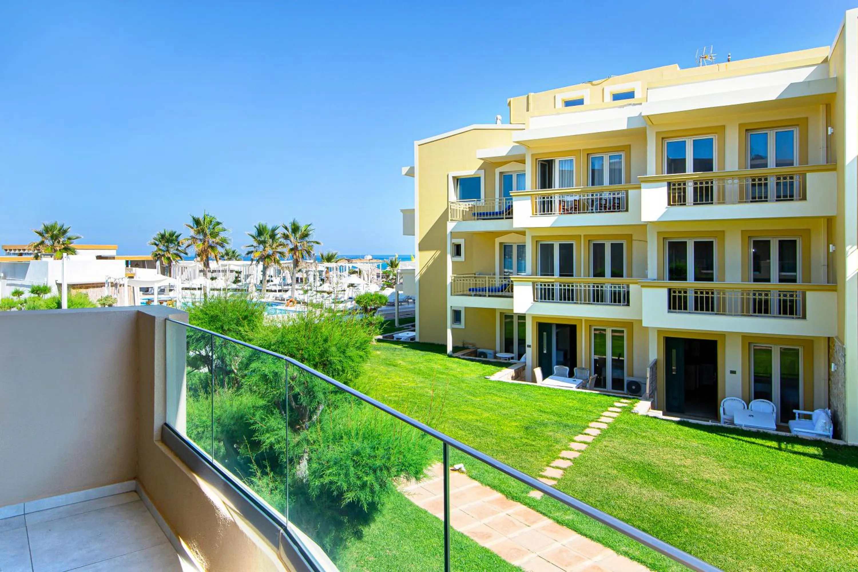 Balcony/Terrace in Theo Star Beach Hotel